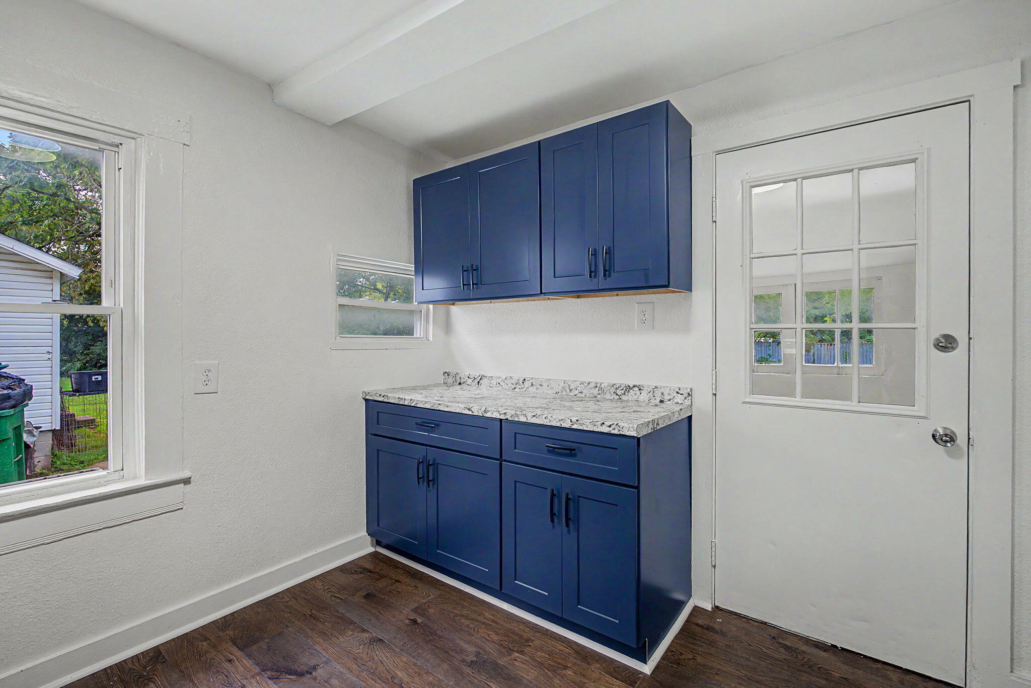 863 Sherman, Springfield, Ohio 45503
