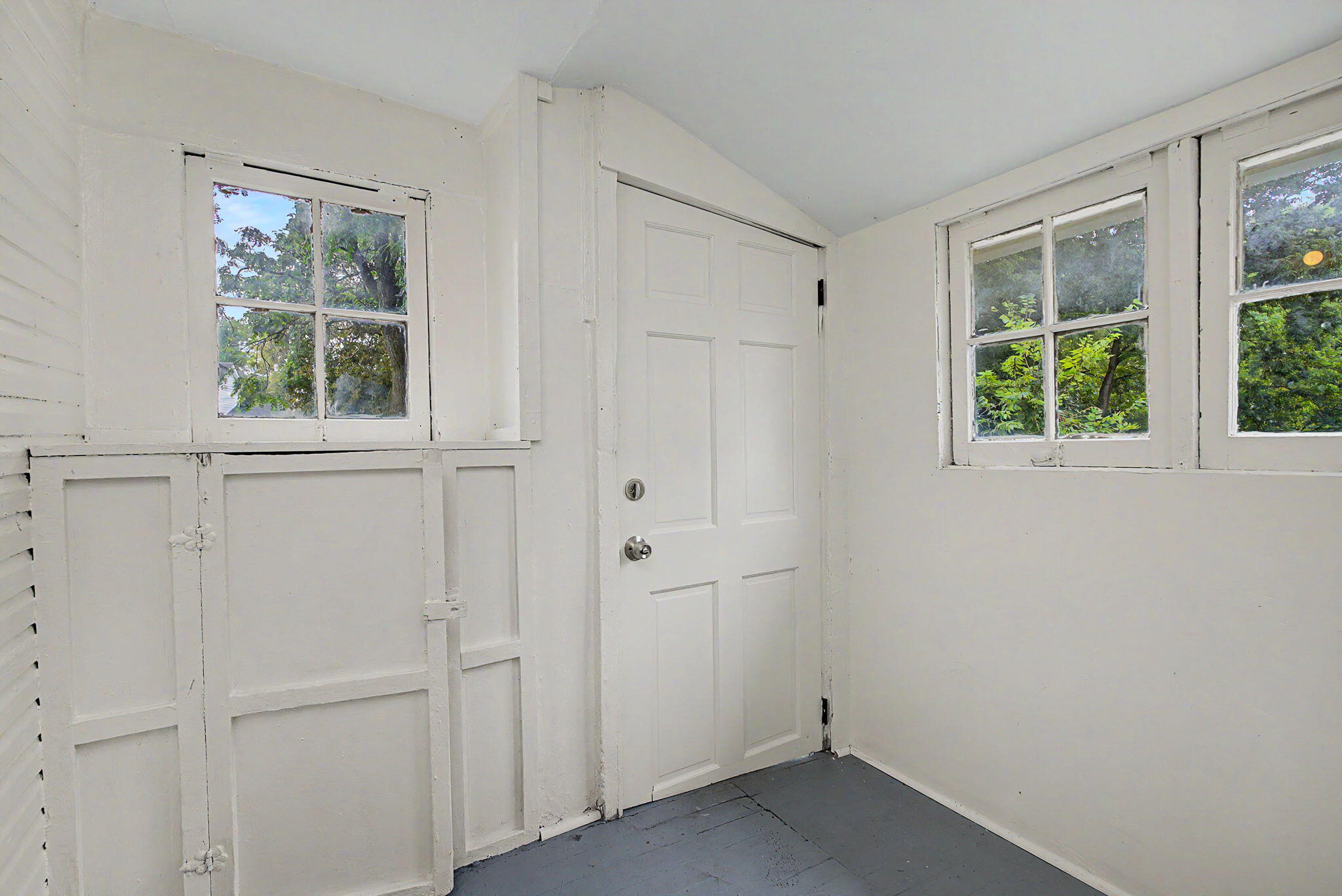 863 Sherman, Springfield, Ohio 45503