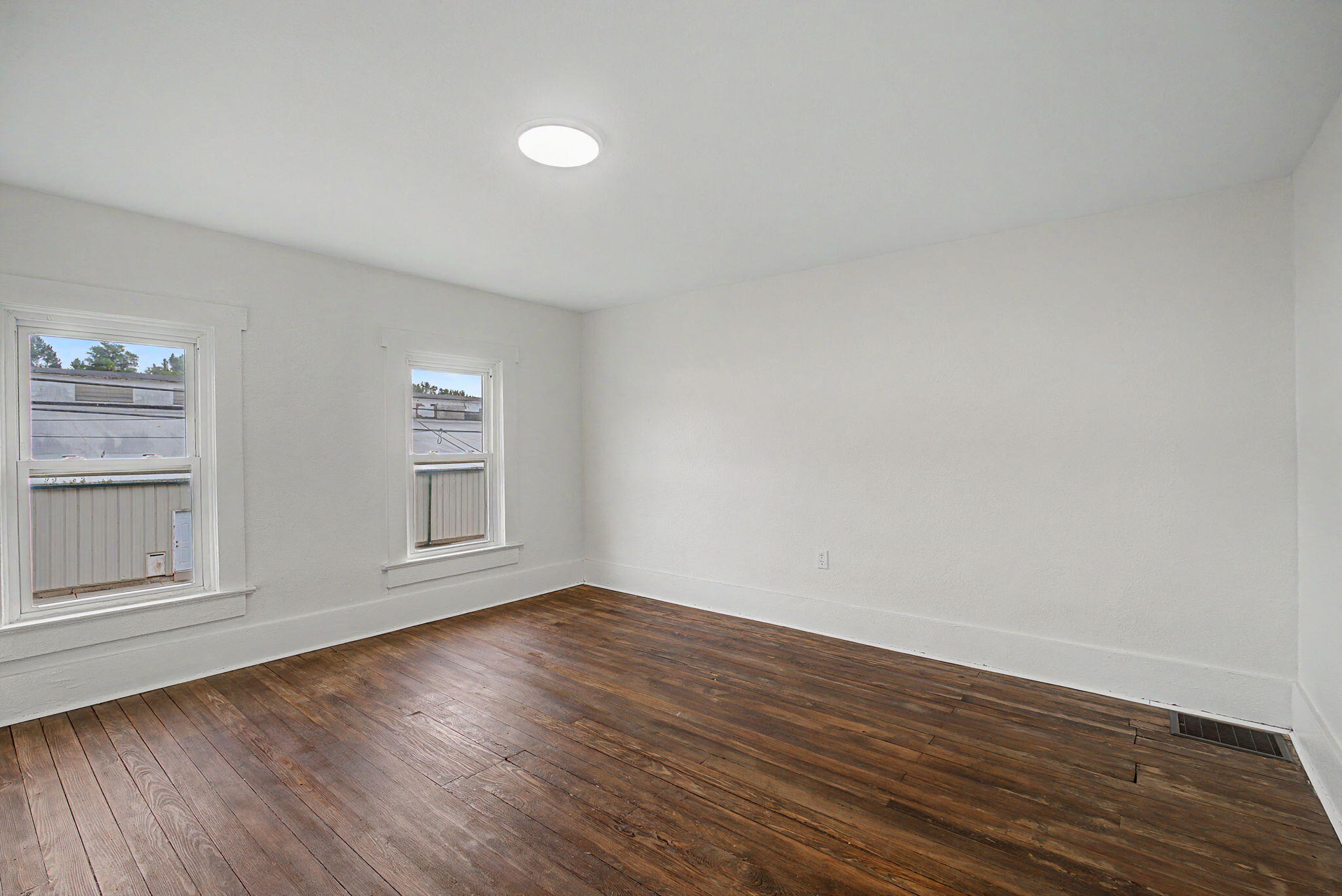 863 Sherman, Springfield, Ohio 45503