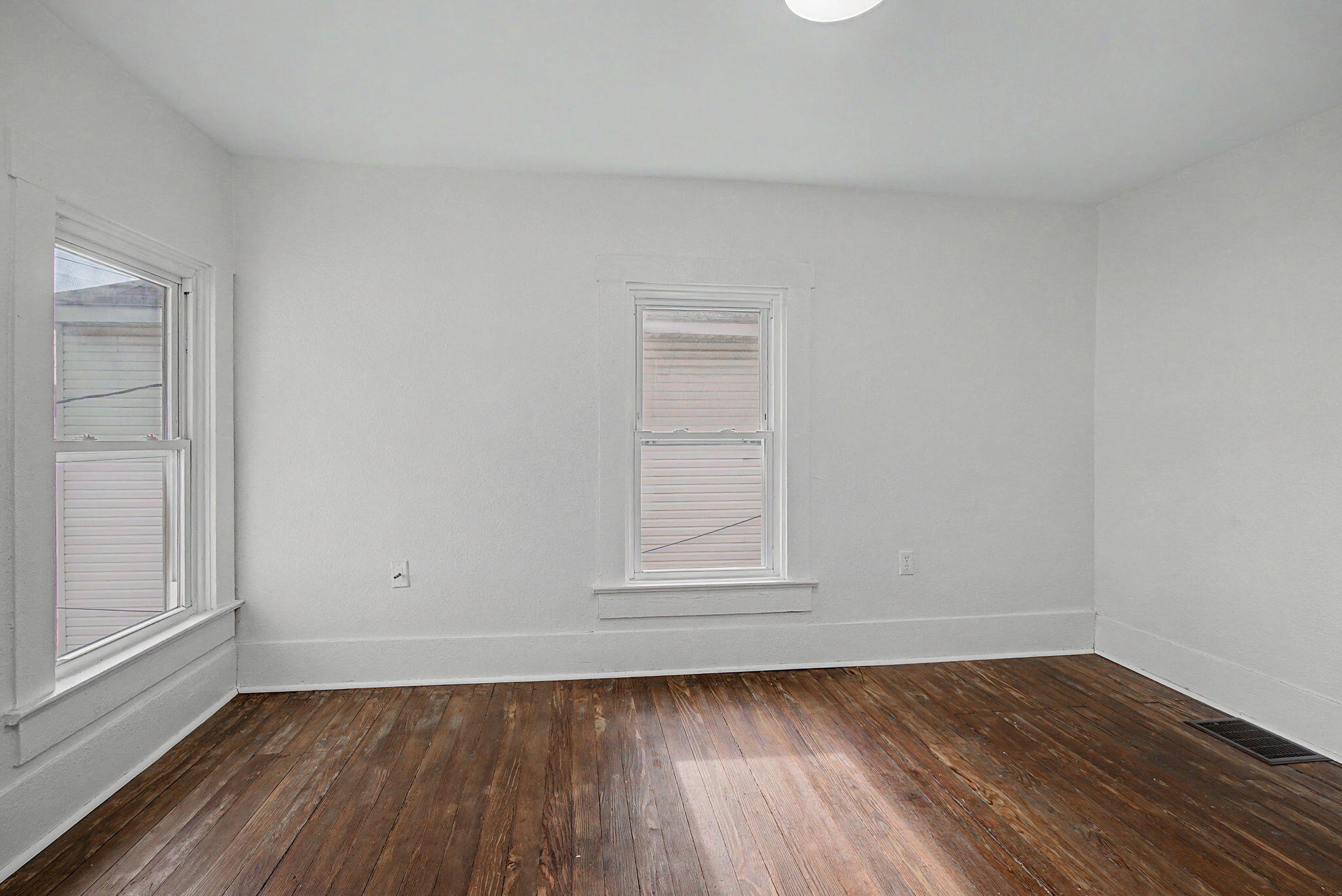 863 Sherman, Springfield, Ohio 45503