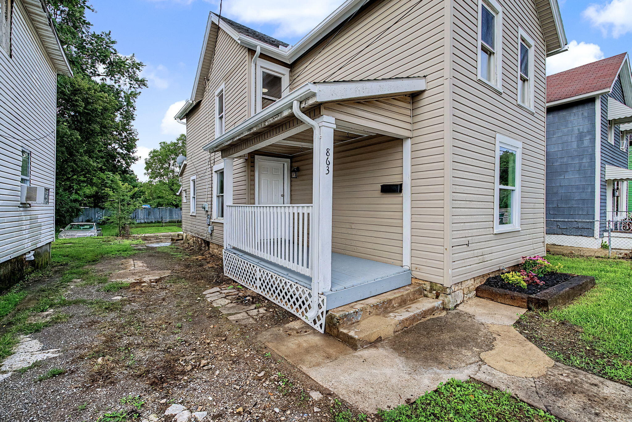 863 Sherman, Springfield, Ohio 45503