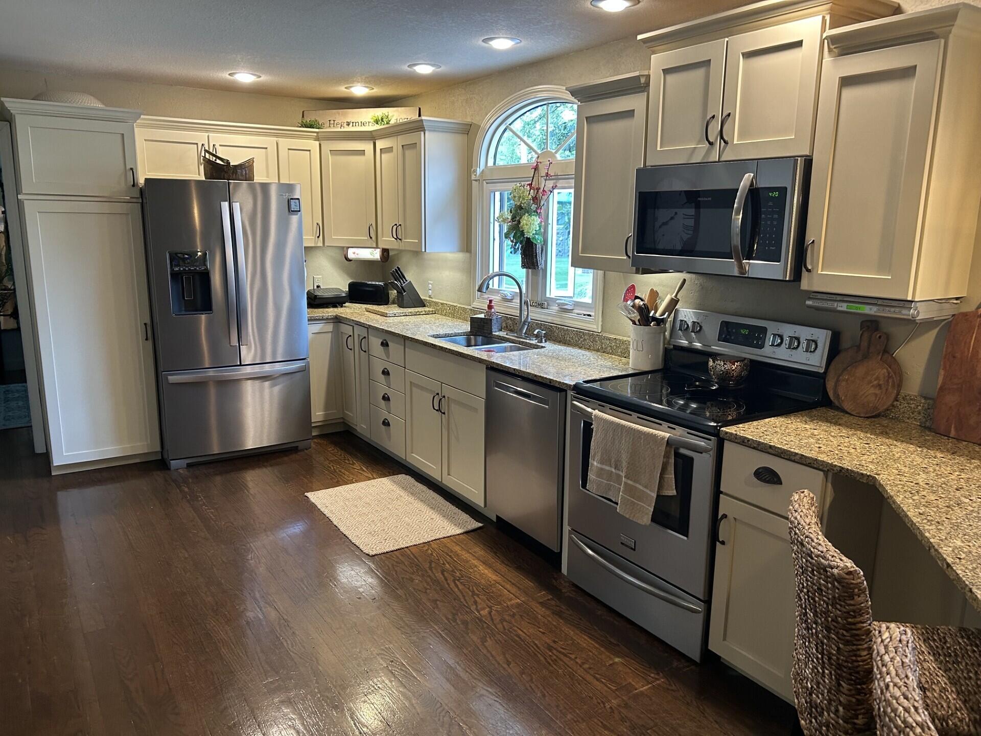 1917 Cheshire, Saint Marys, Ohio 45885