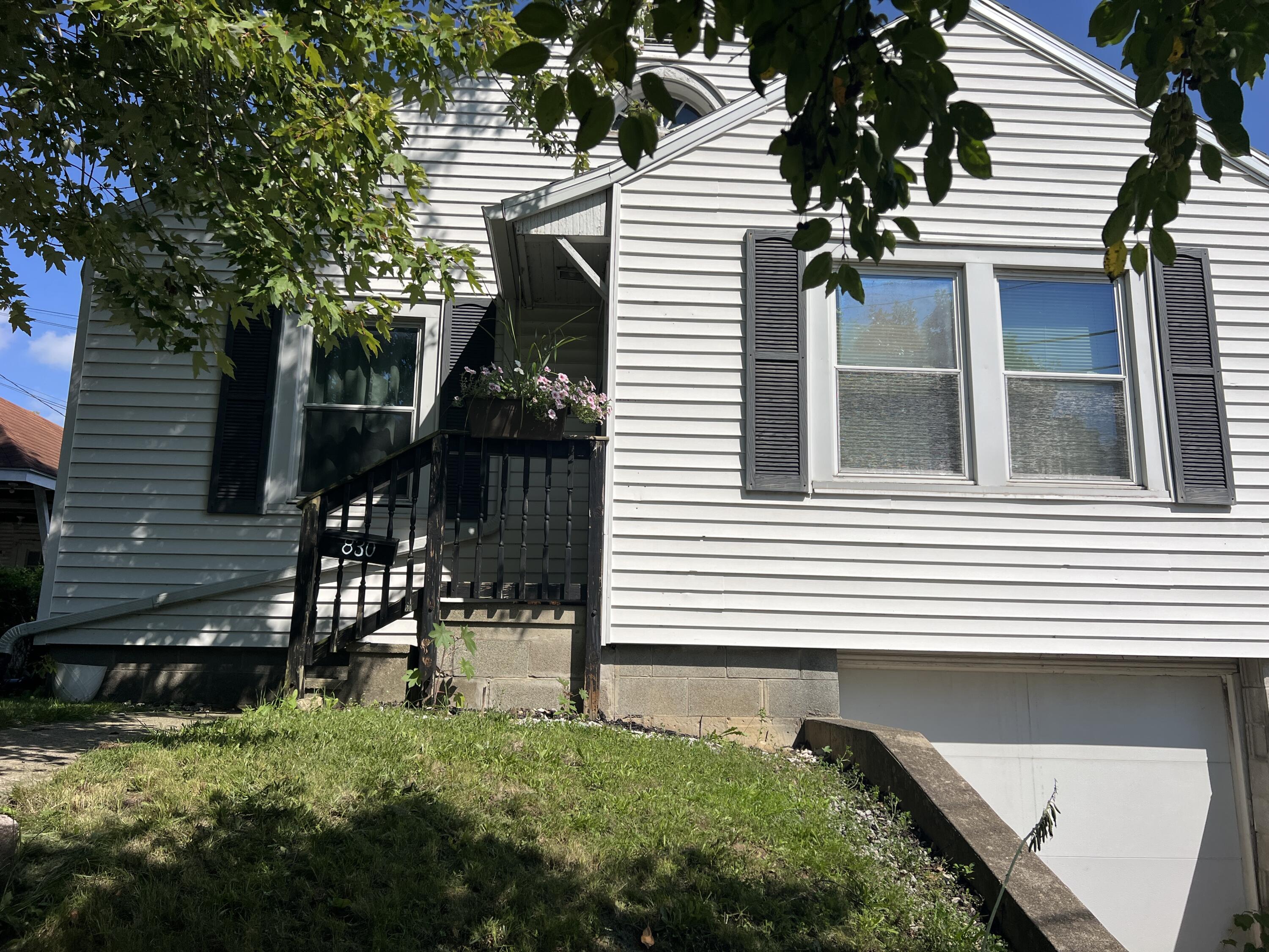 830 Ohio, Houston, Ohio 45333