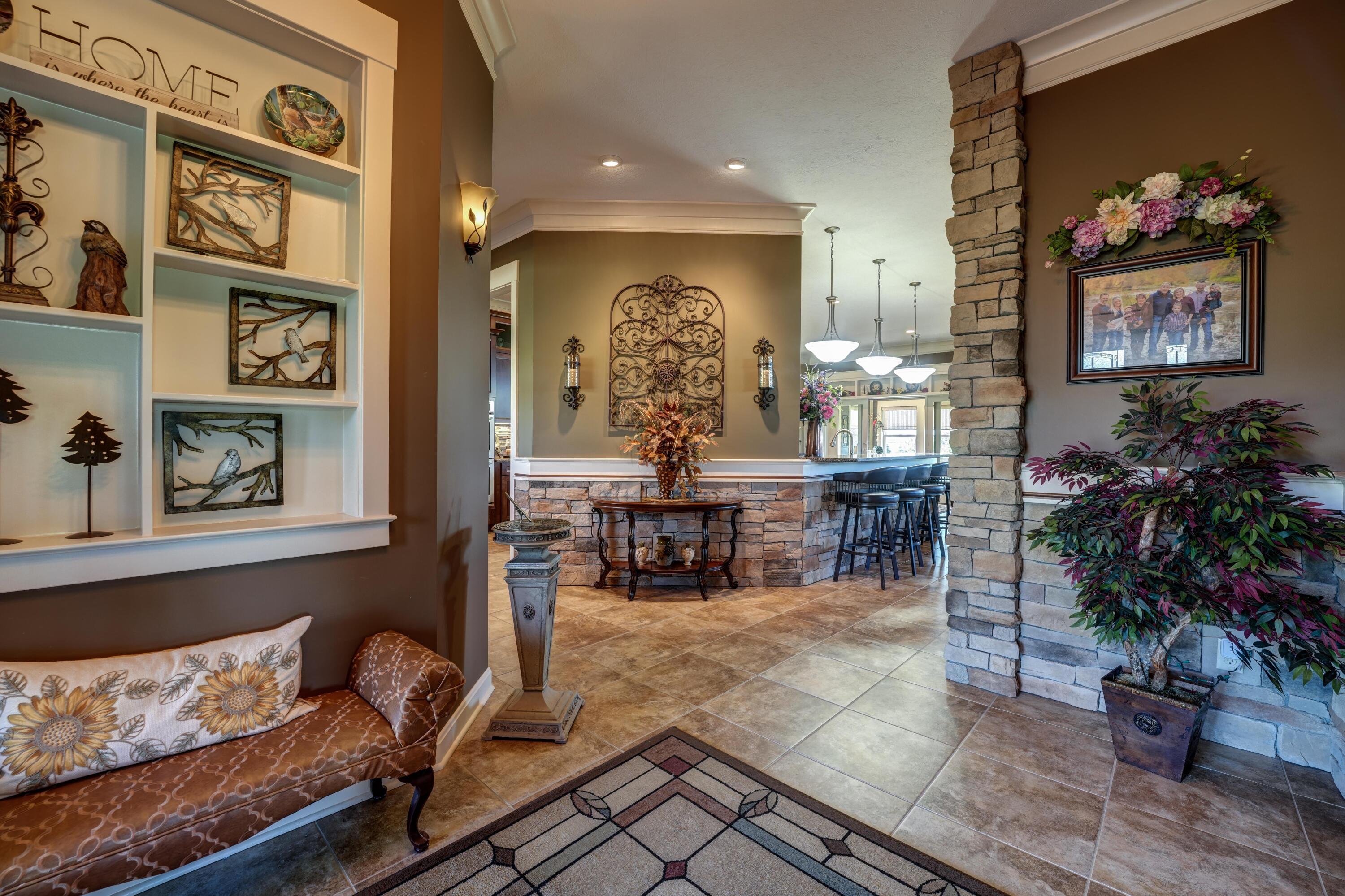 6414 Willow Lake, Greenville, Ohio 45331