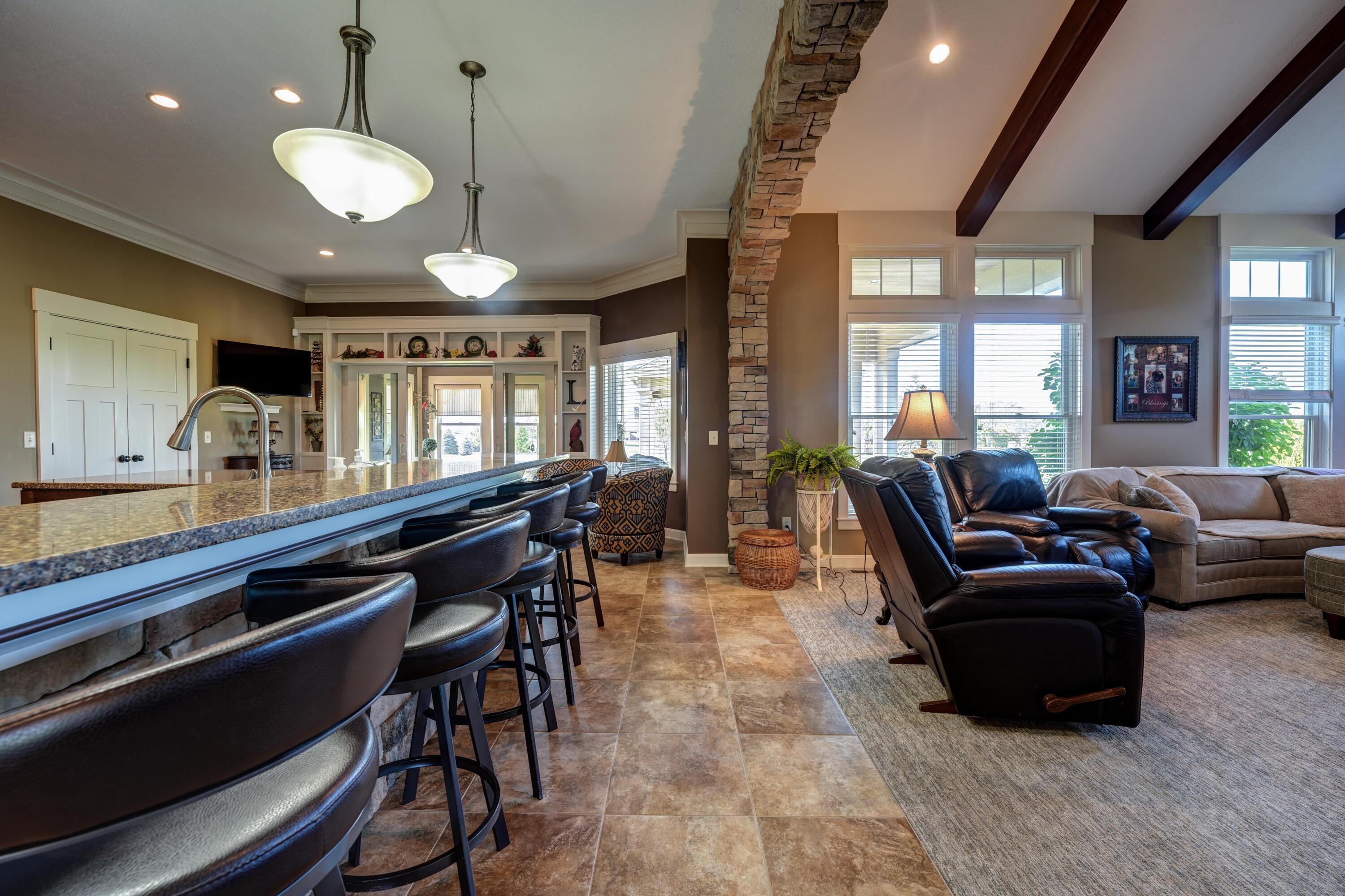 6414 Willow Lake, Greenville, Ohio 45331