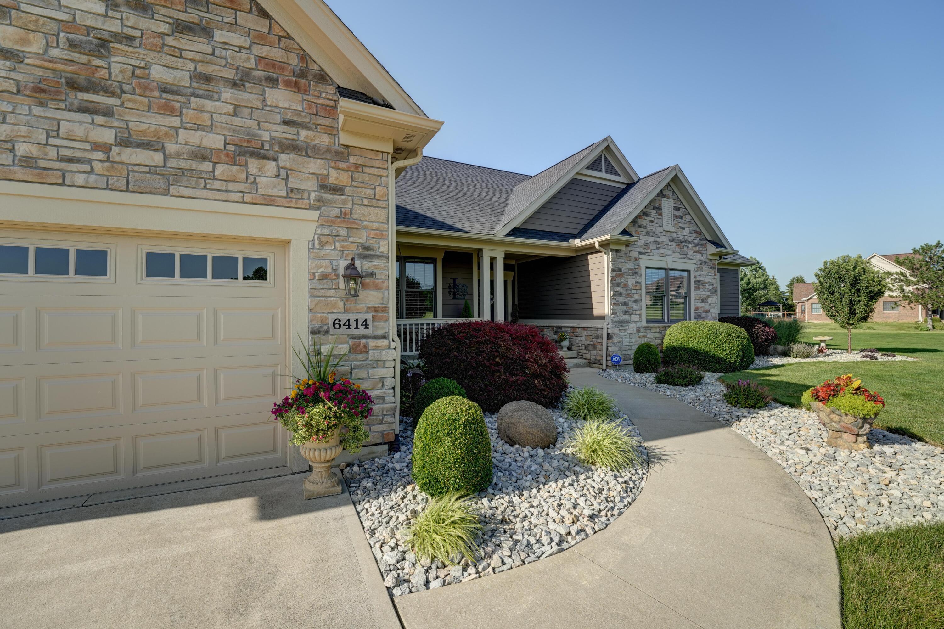 6414 Willow Lake, Greenville, Ohio 45331