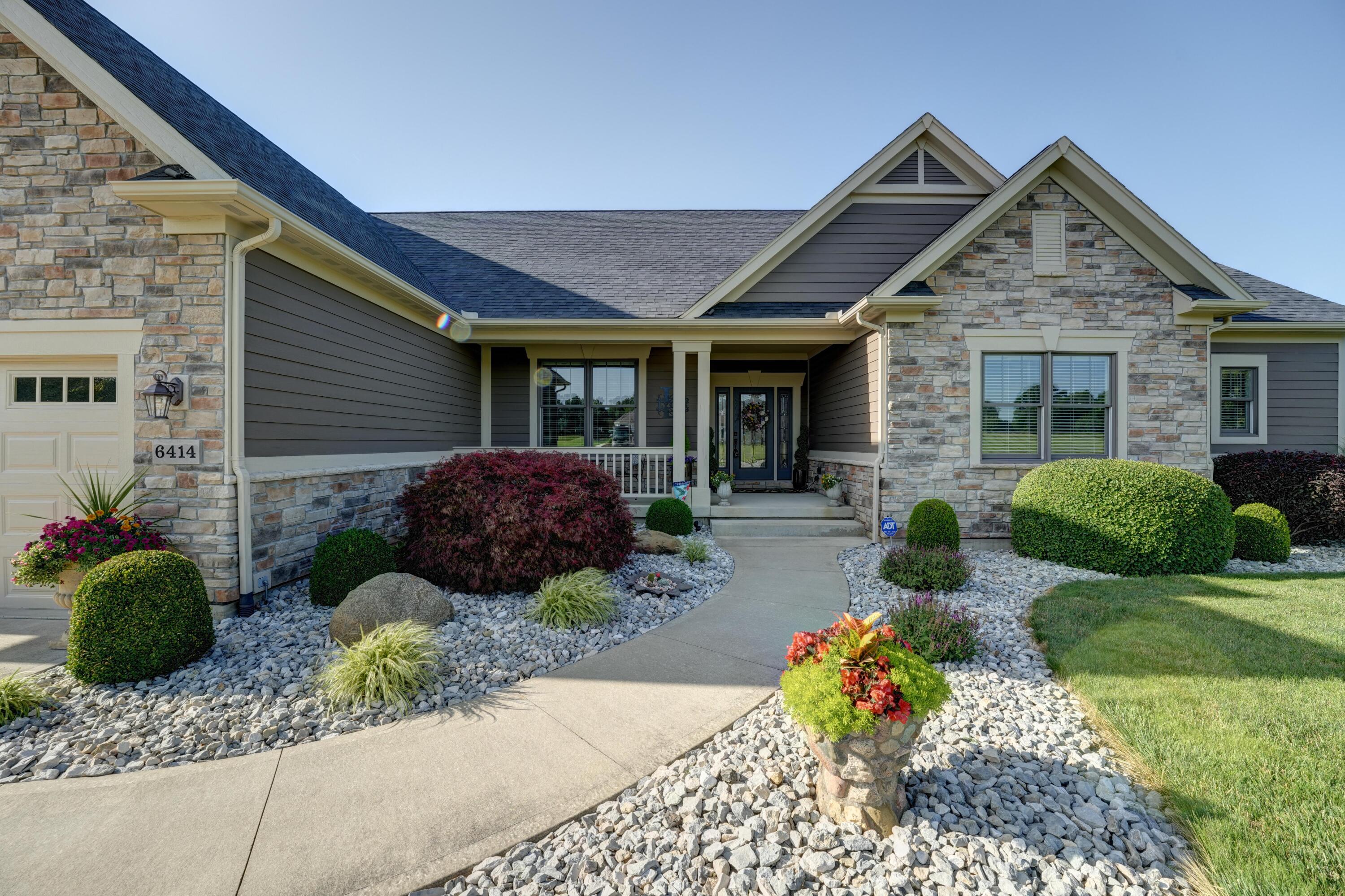 6414 Willow Lake, Greenville, Ohio 45331