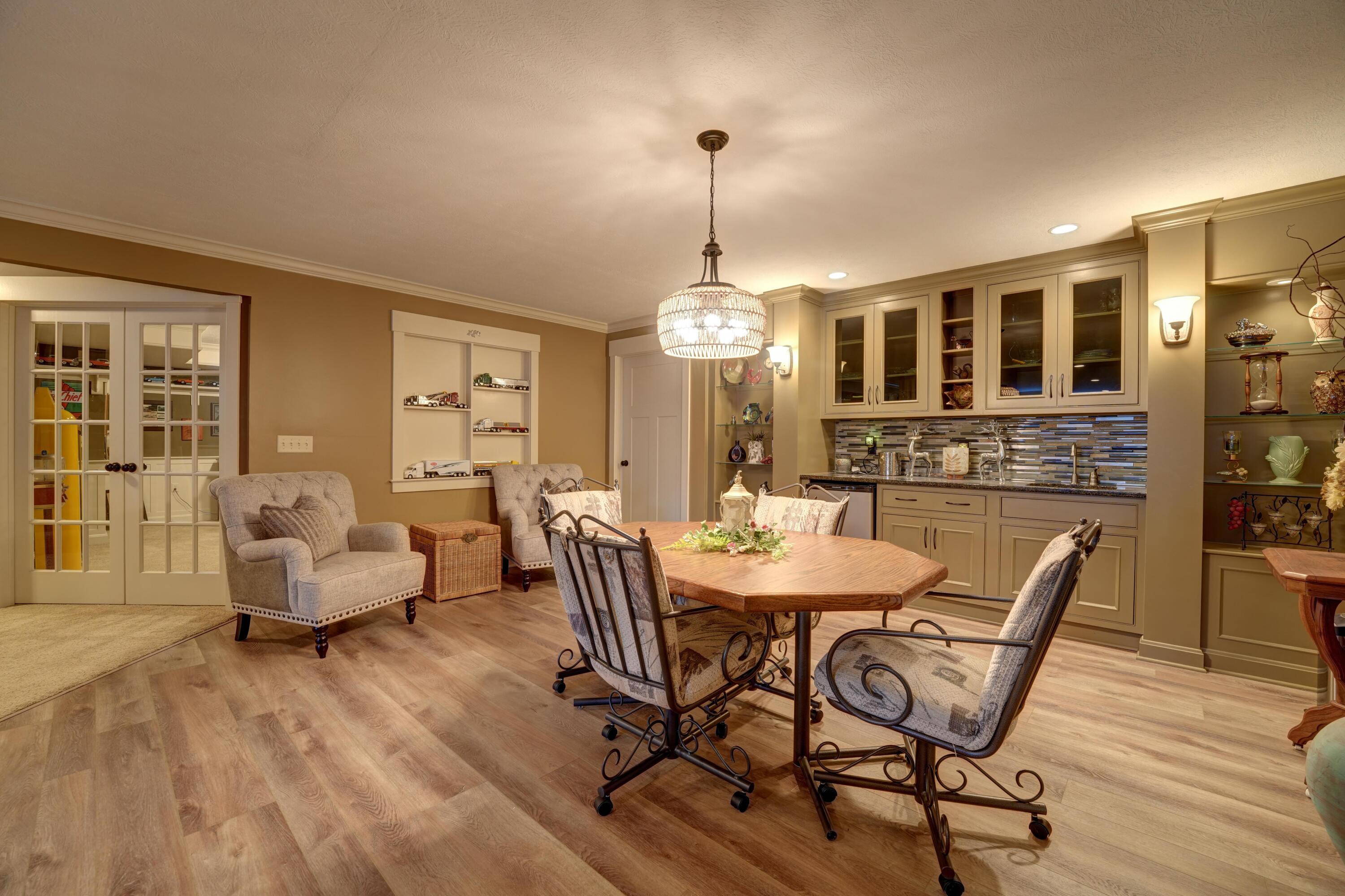 6414 Willow Lake, Greenville, Ohio 45331