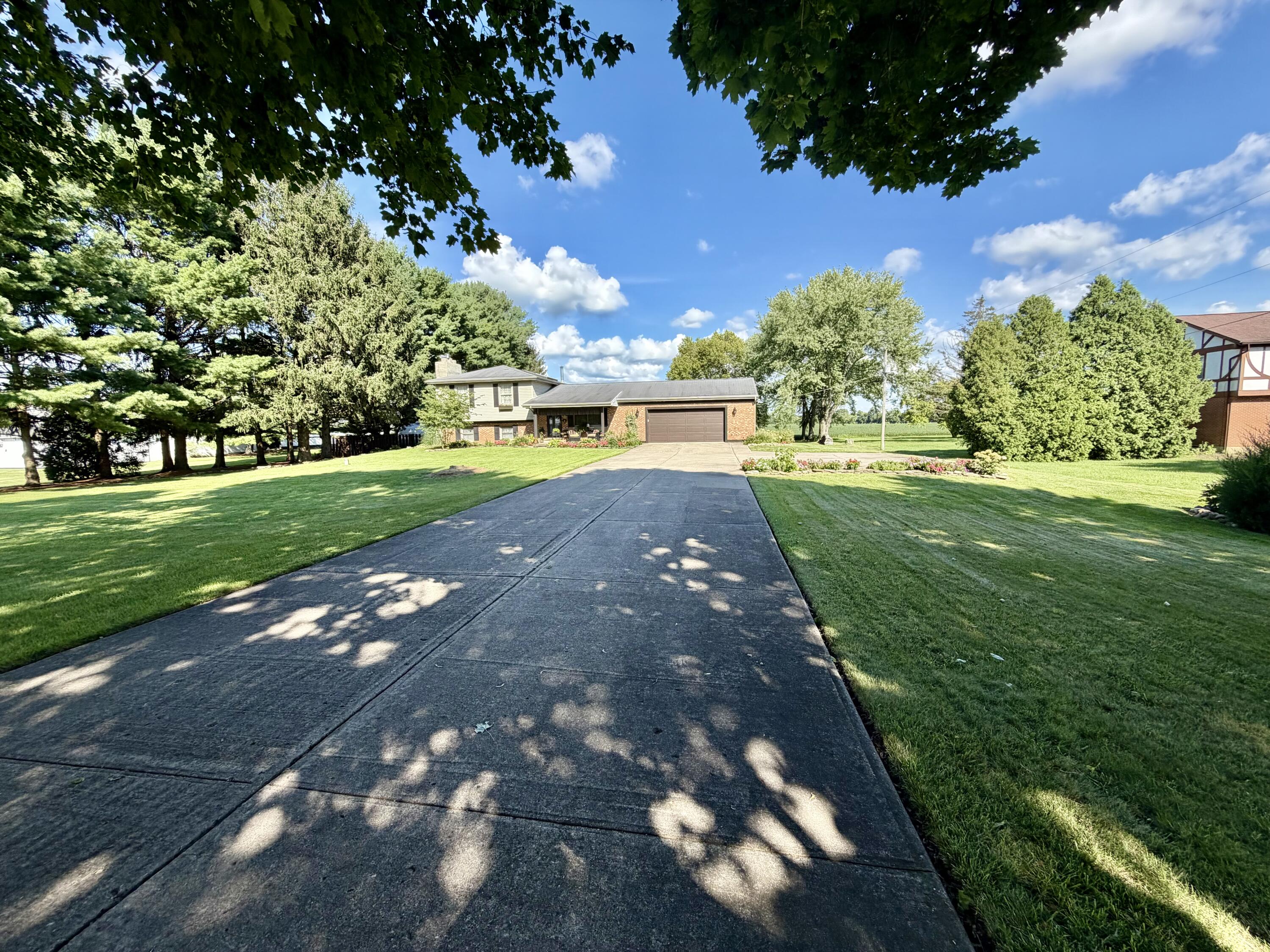 5606 Middle Urbana, Springfield, Ohio 45502