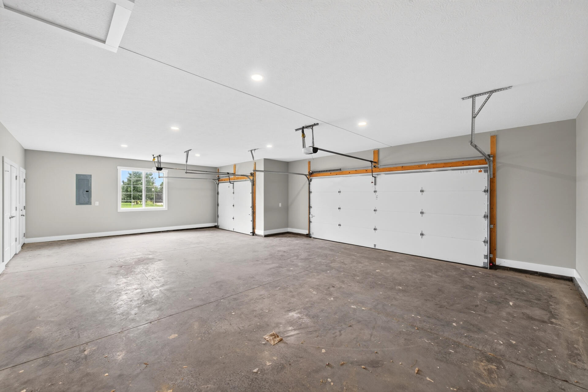 9907 Barnum, Piqua, Ohio 45356