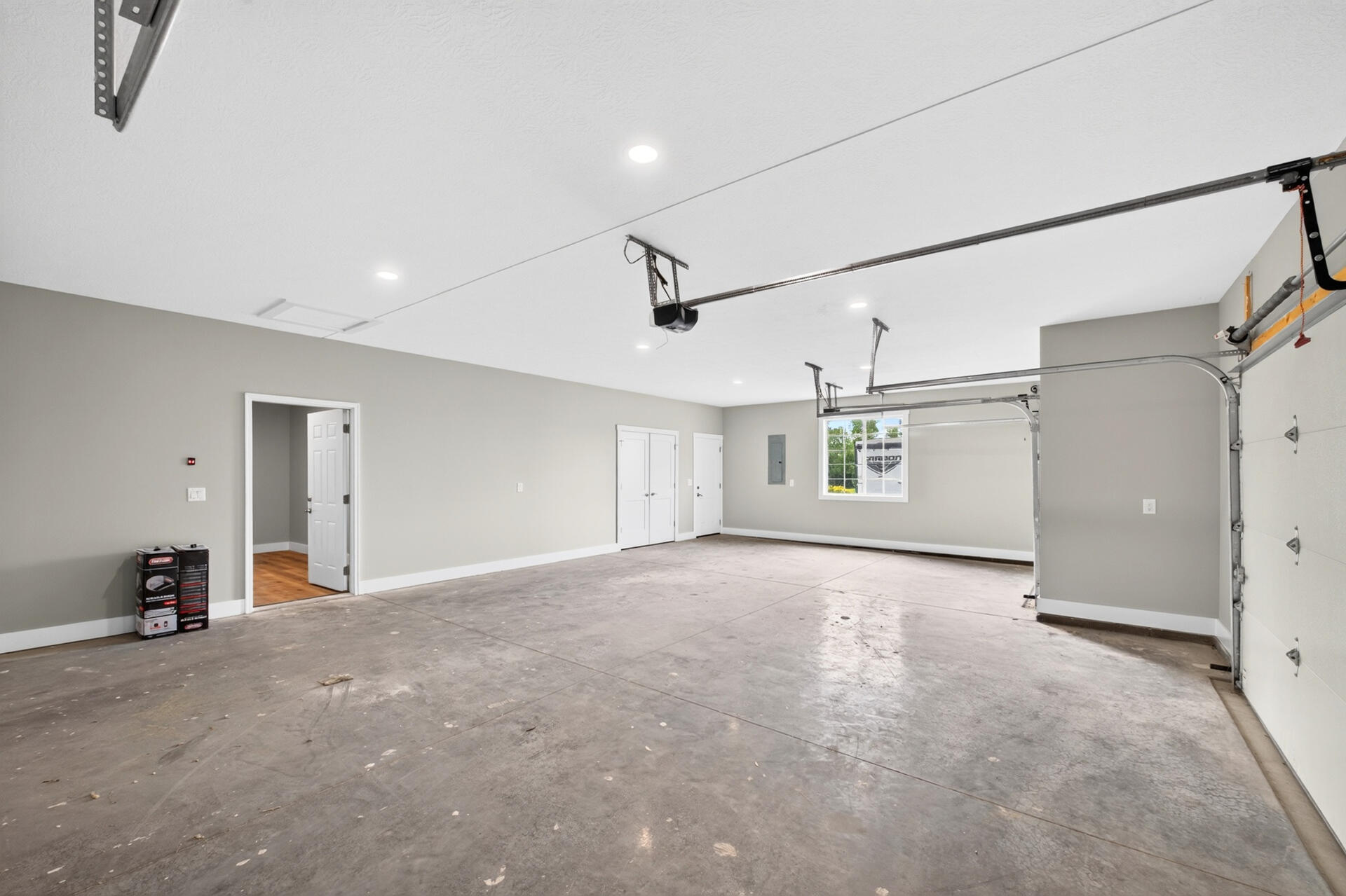 9907 Barnum, Piqua, Ohio 45356