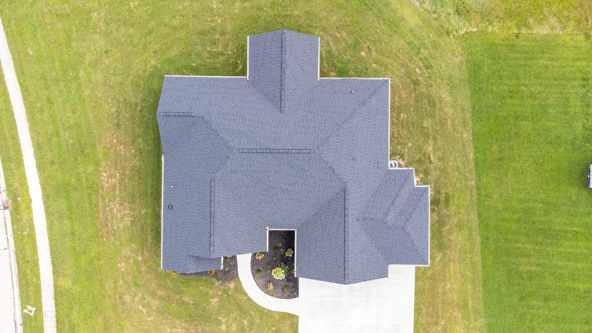 9907 Barnum, Piqua, Ohio 45356