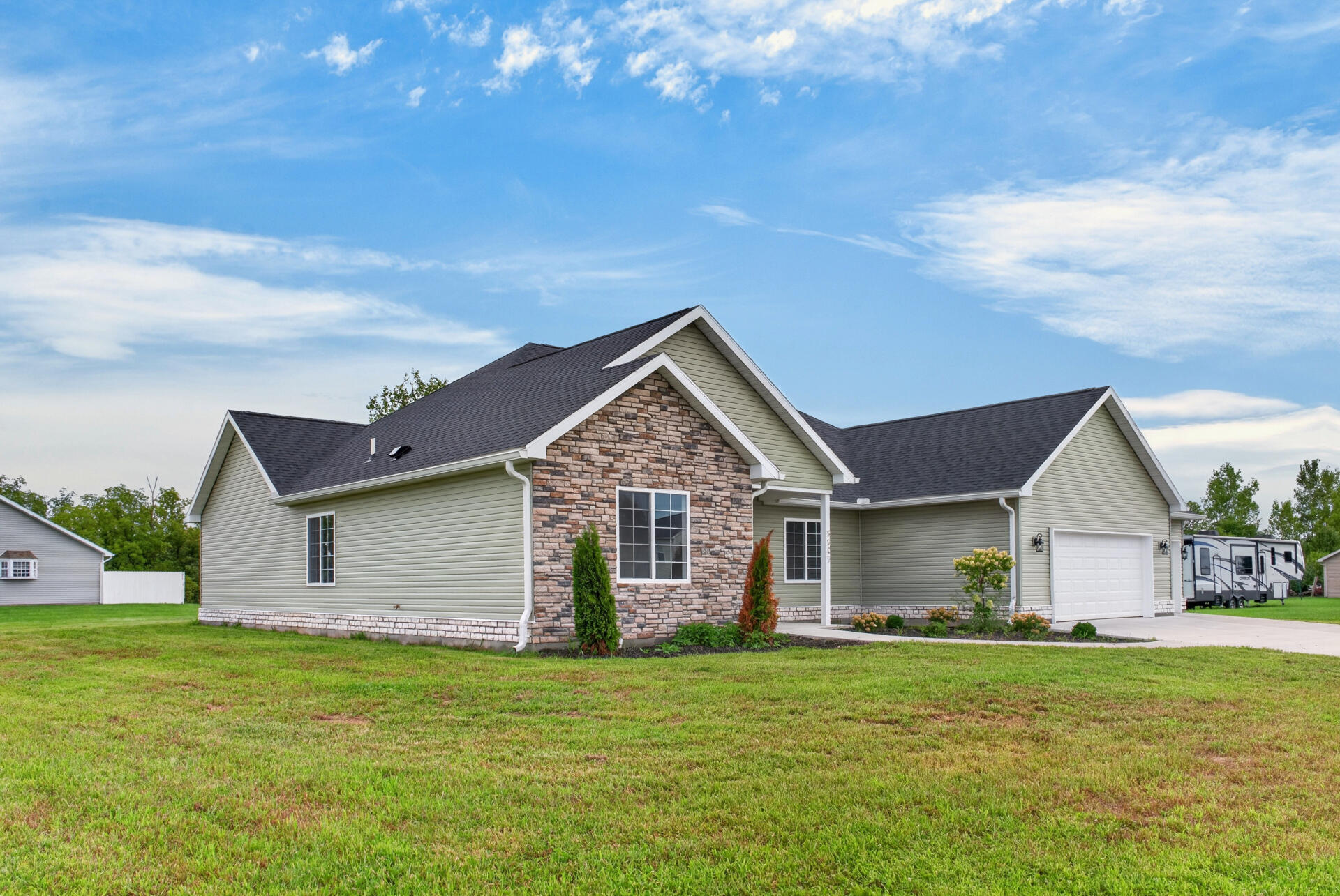 9907 Barnum, Piqua, Ohio 45356