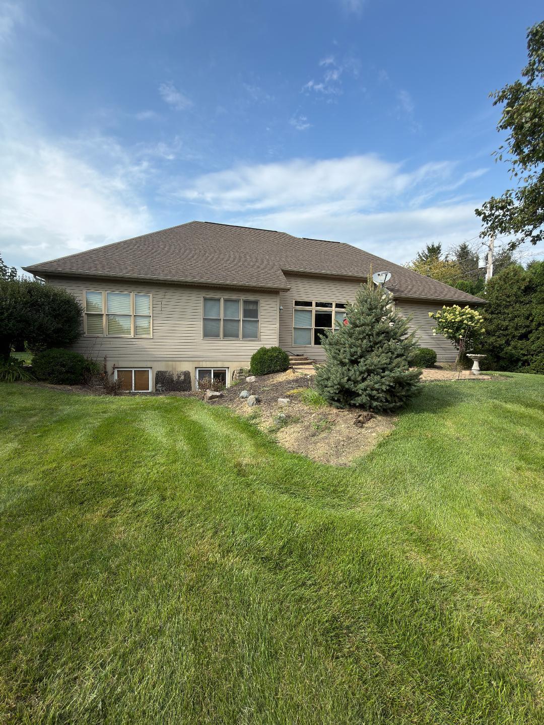 2550 Meadowpoint, Troy, Ohio 45373