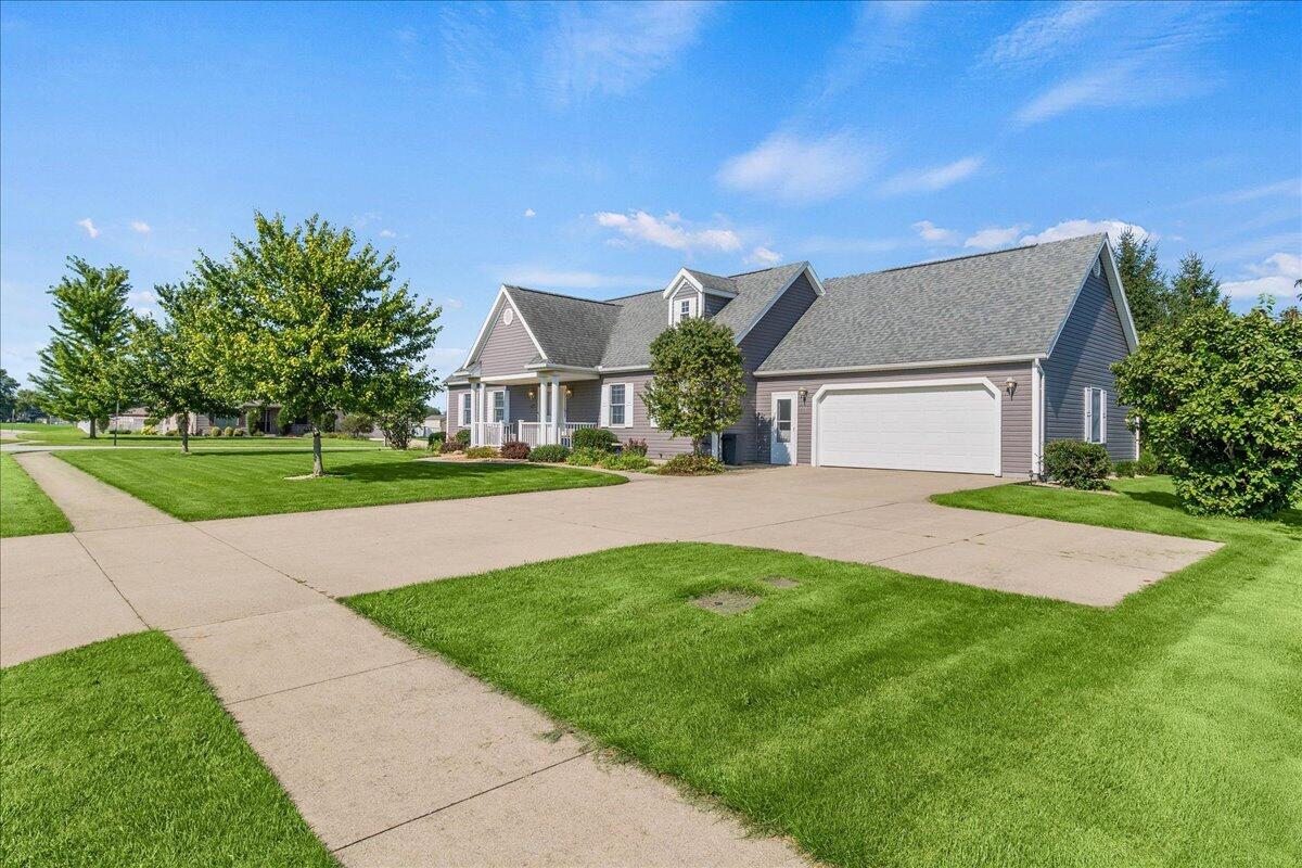 1309 Mohican, Wapakoneta, Ohio 45895