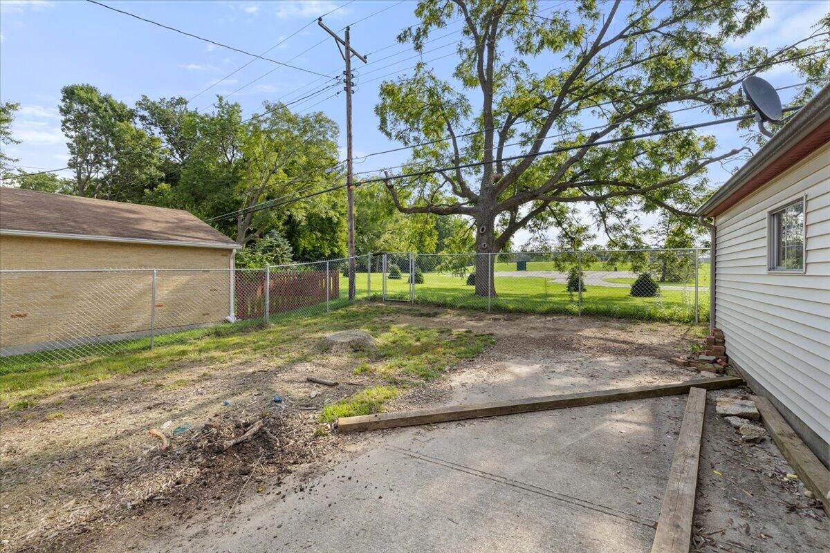 3300 Braddock, Dayton, Ohio 45420