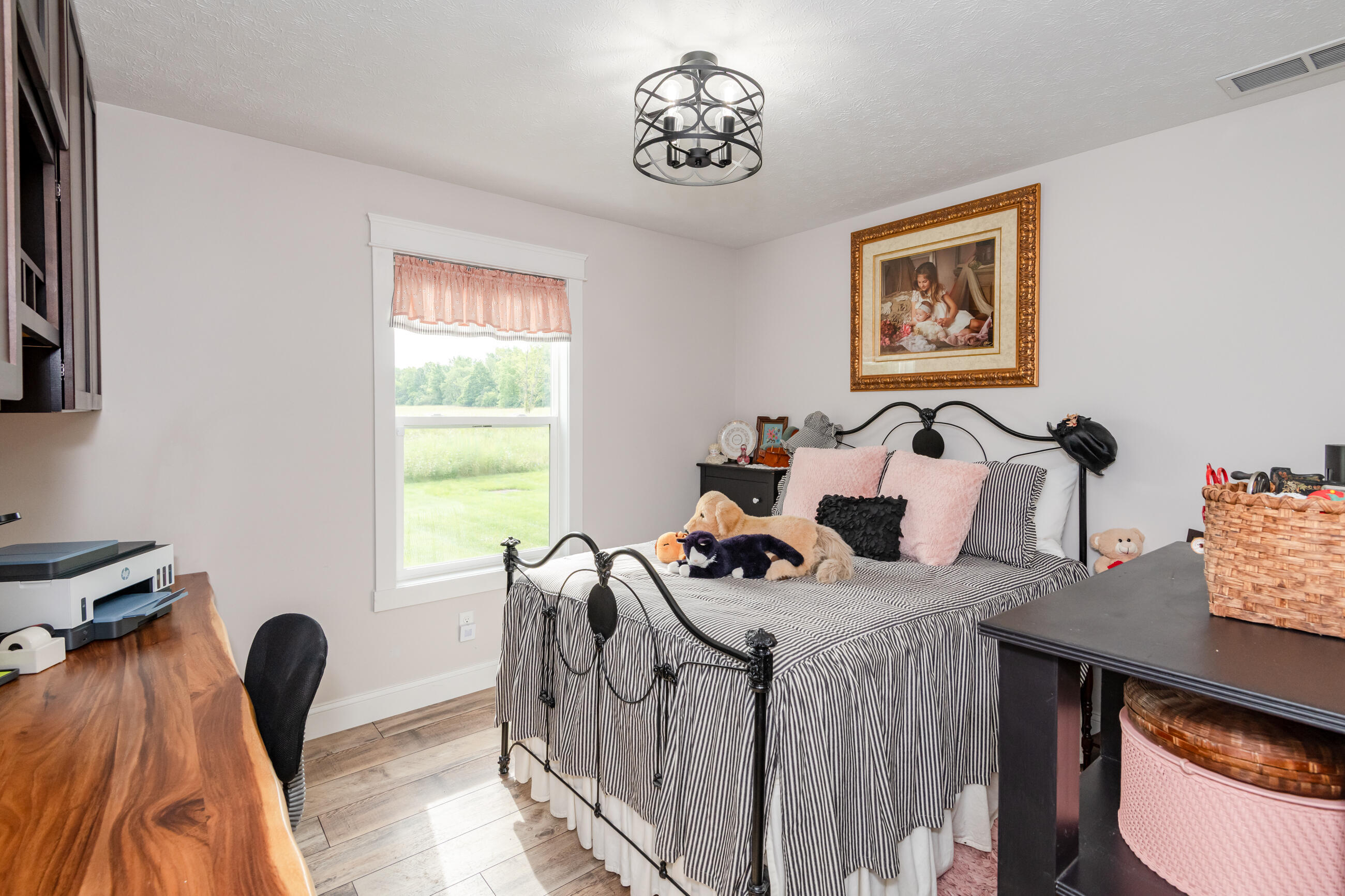 213 Lawn, Saint Paris, Ohio 43072