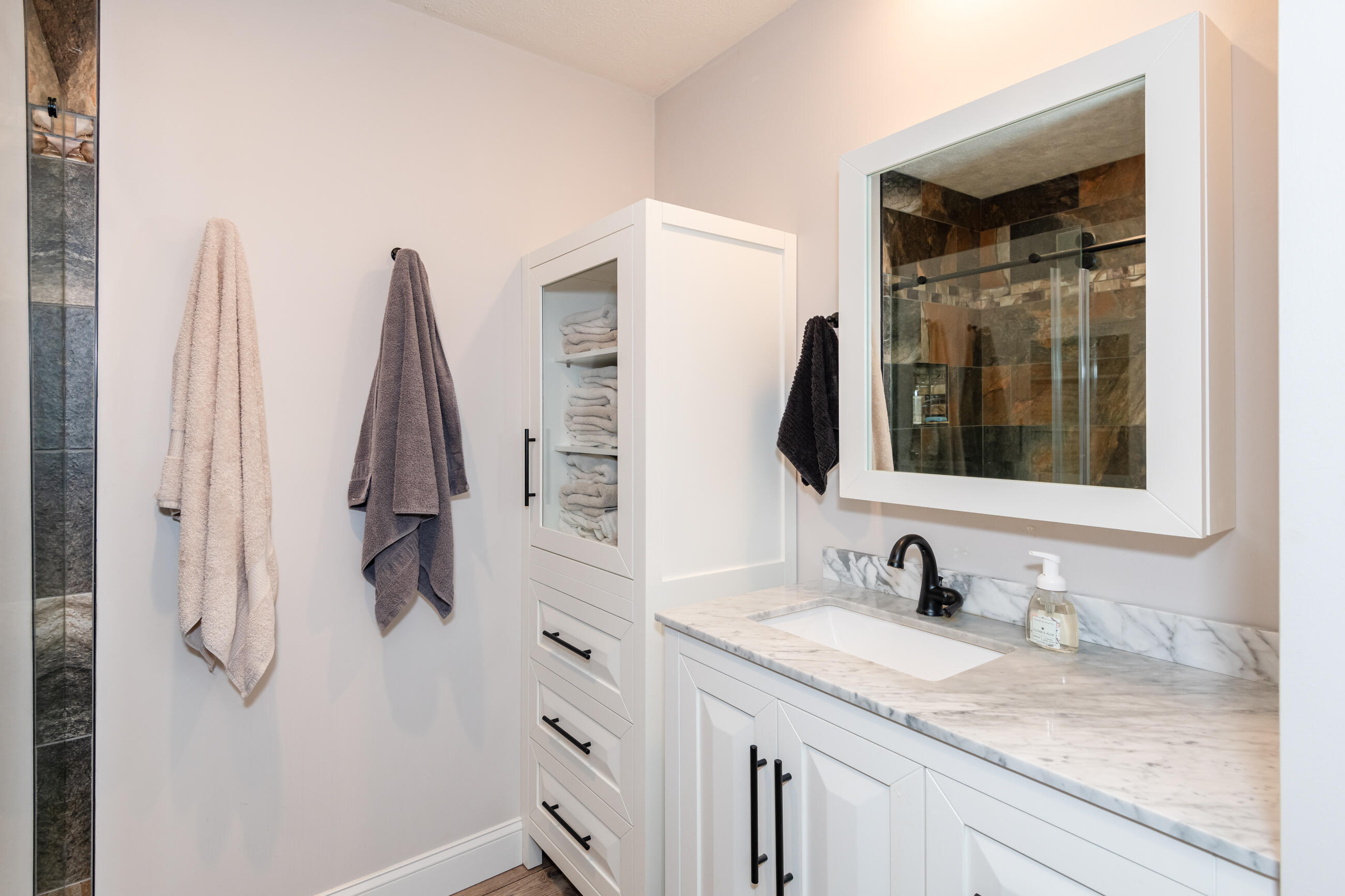 213 Lawn, Saint Paris, Ohio 43072