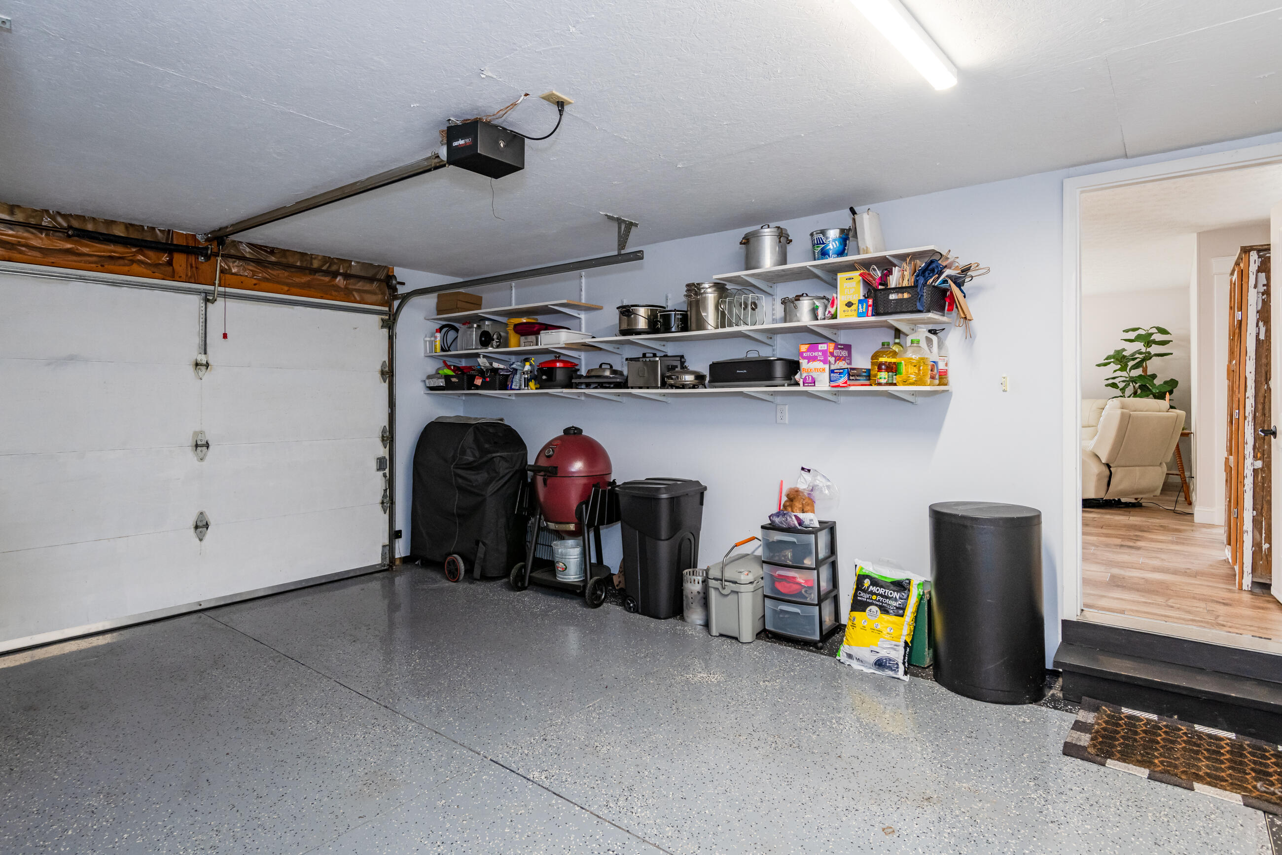 213 Lawn, Saint Paris, Ohio 43072