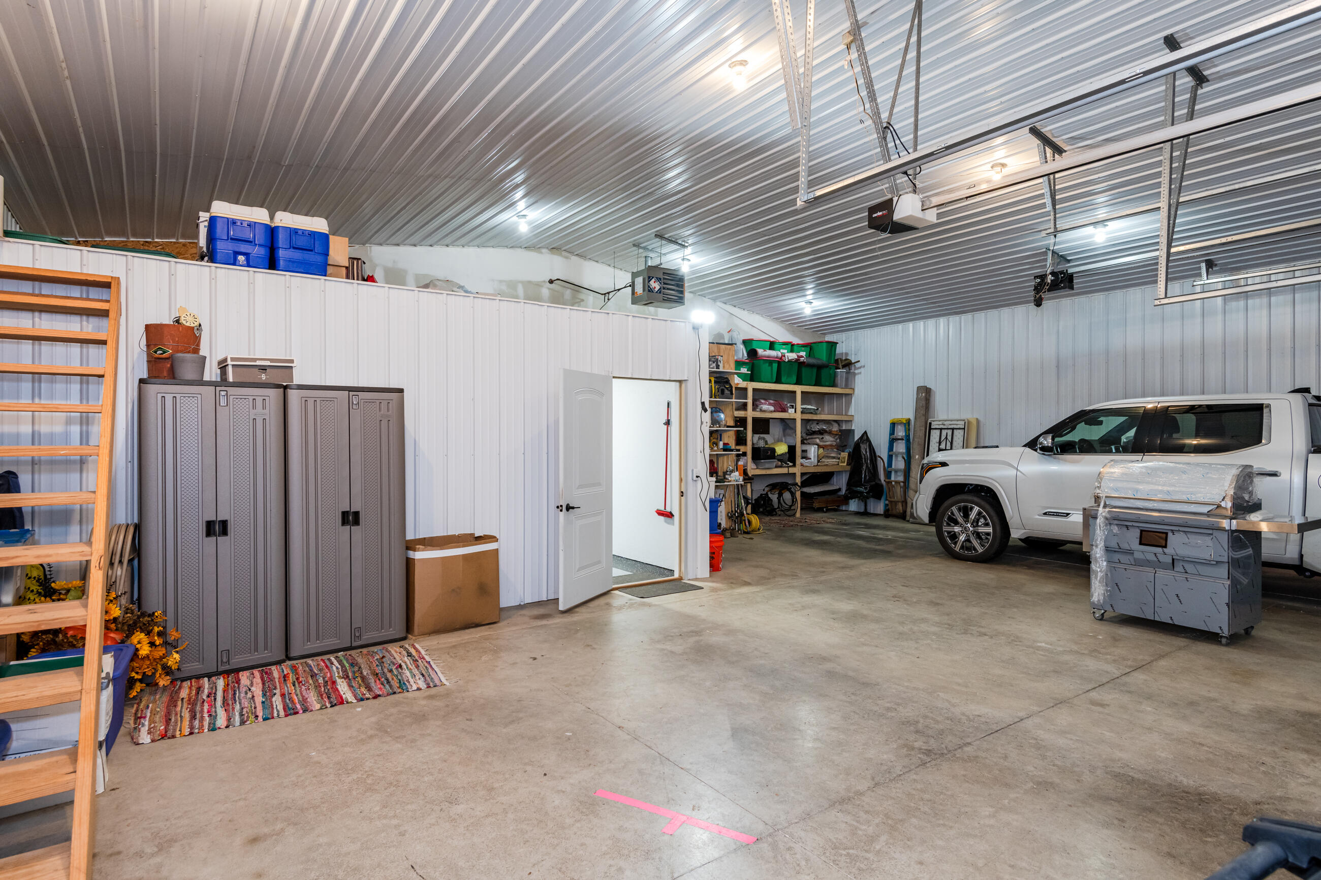 213 Lawn, Saint Paris, Ohio 43072