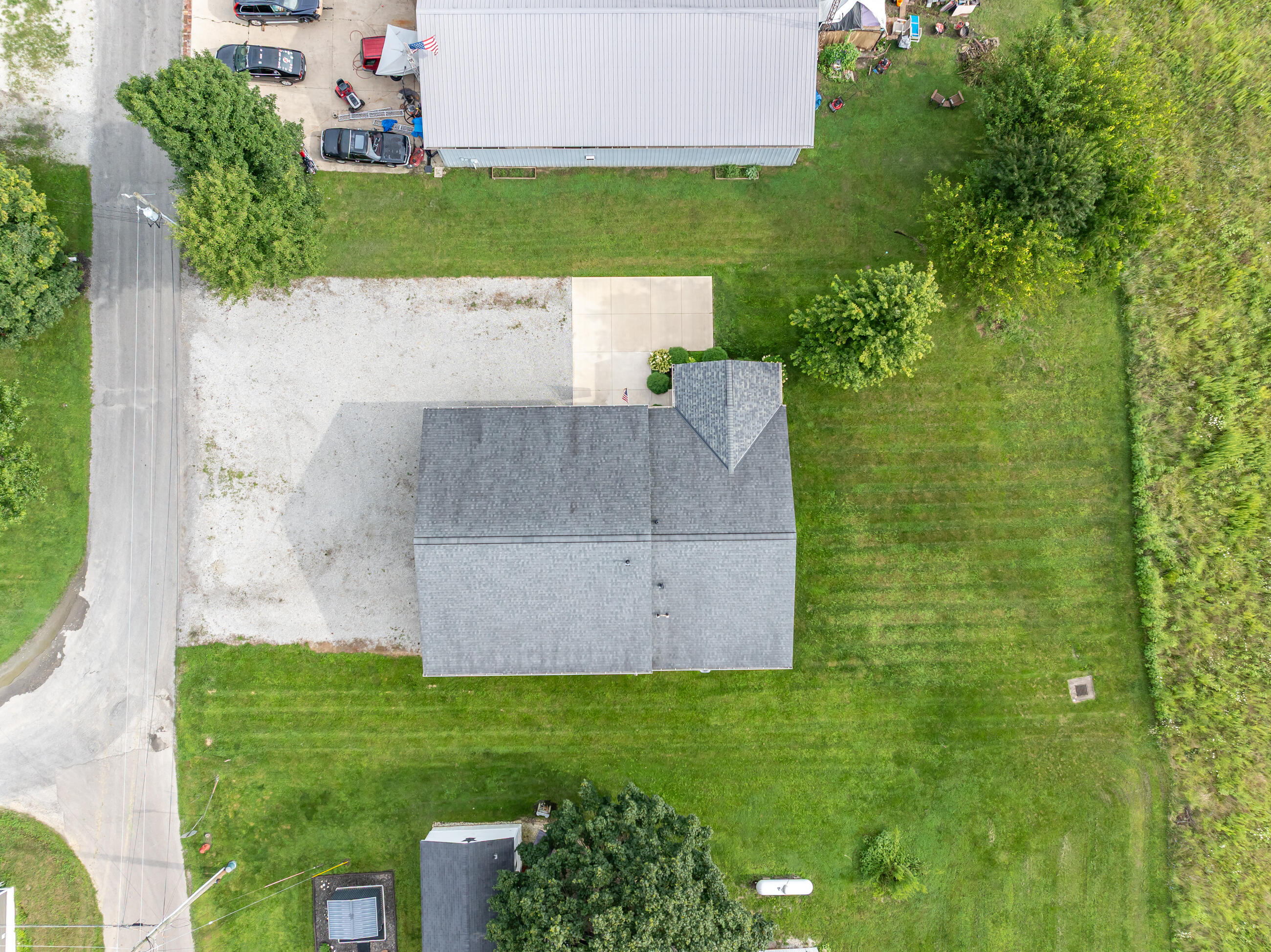 213 Lawn, Saint Paris, Ohio 43072