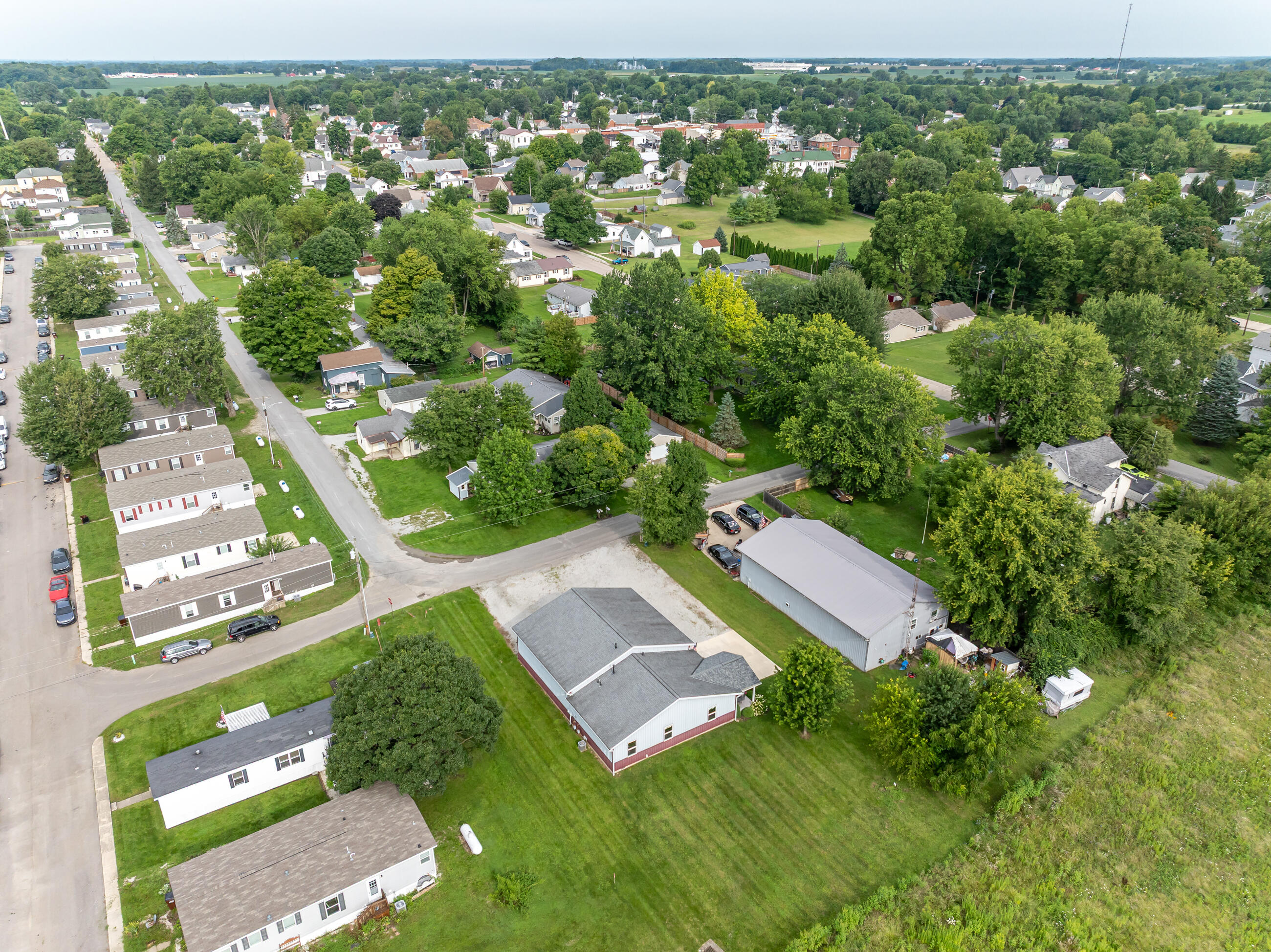 213 Lawn, Saint Paris, Ohio 43072