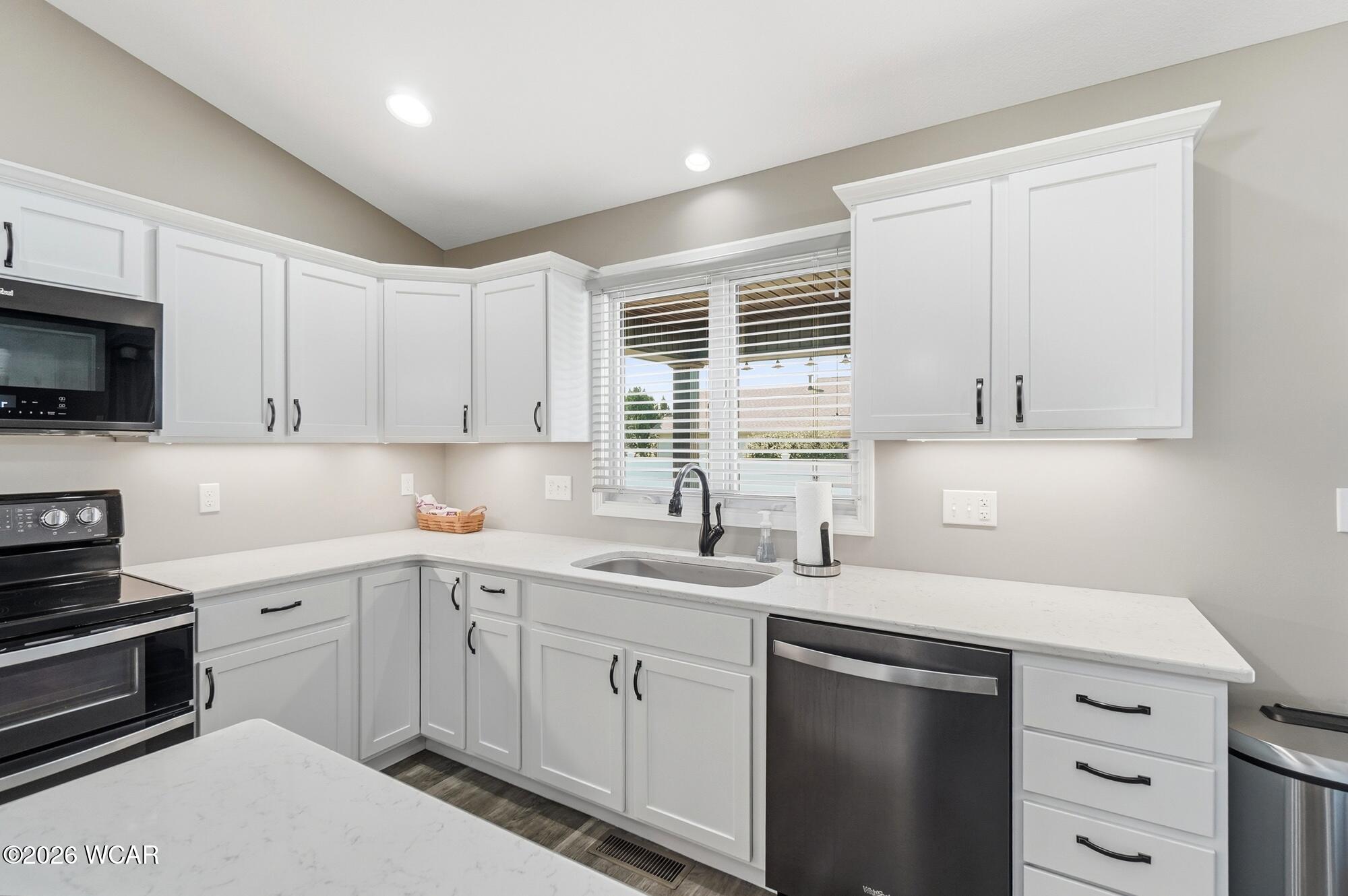3705 Sky Hawk Drive, Elida, Ohio