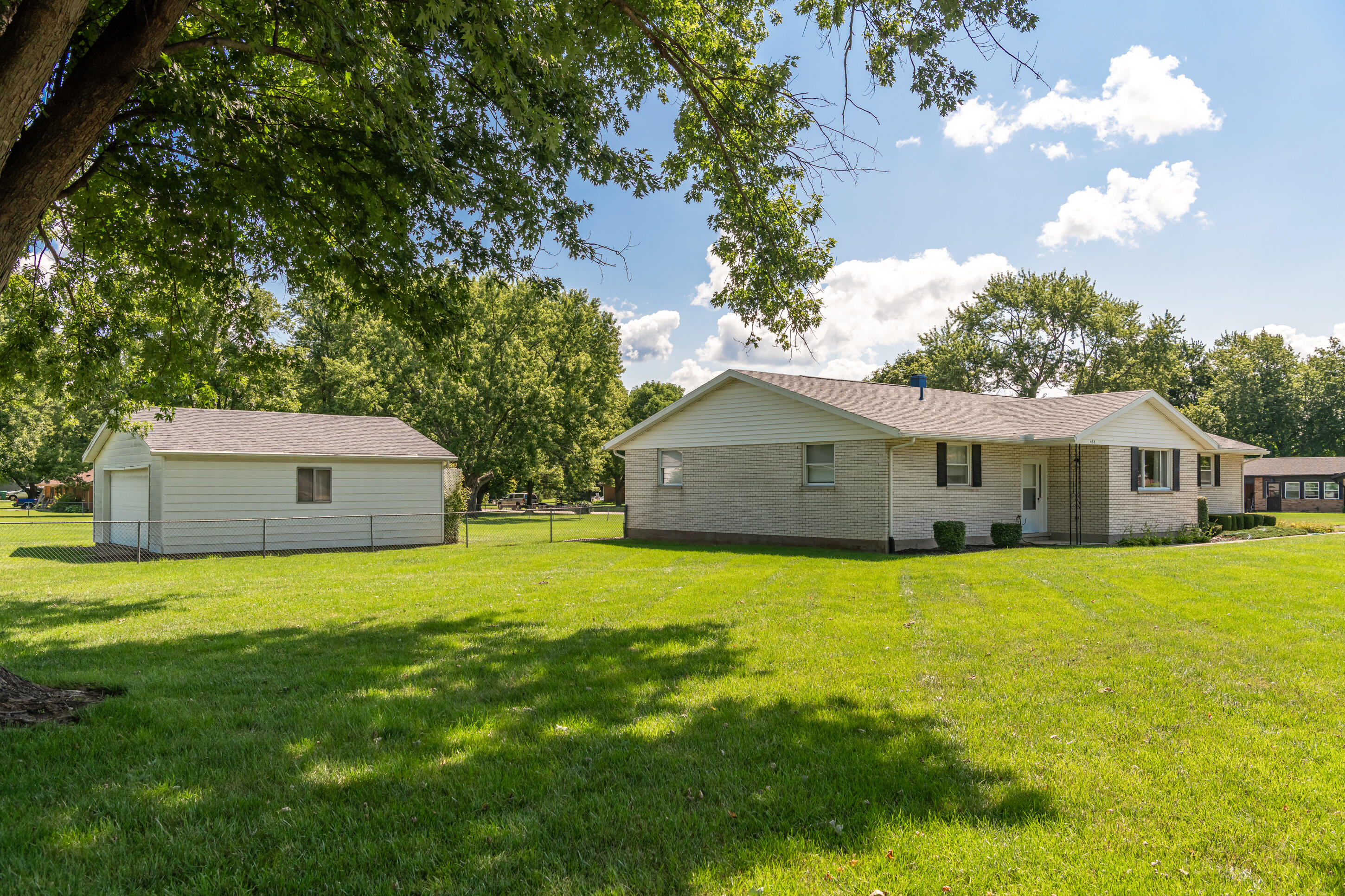 433 Kent, Tipp City, Ohio 45371