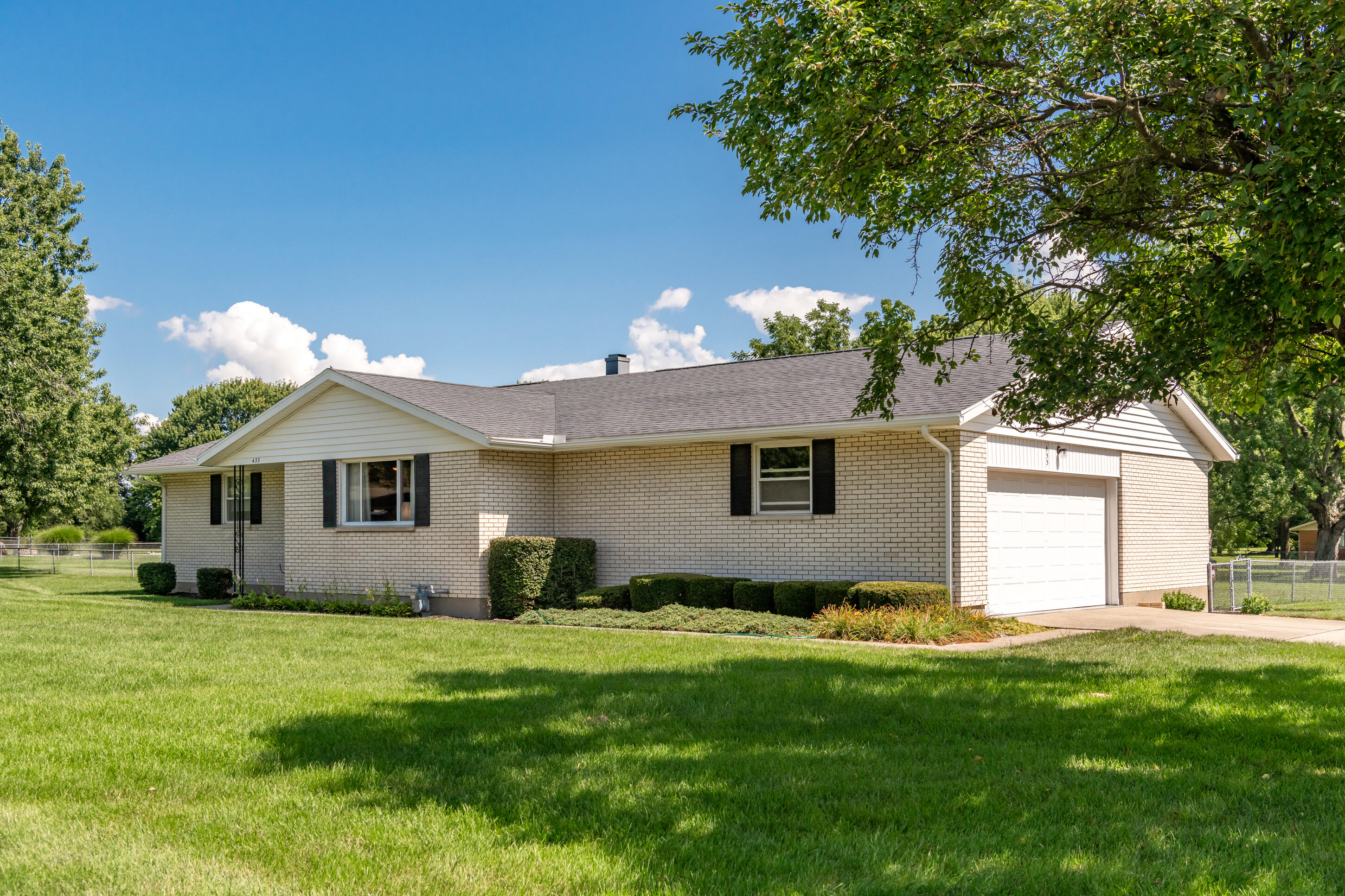 433 Kent, Tipp City, Ohio 45371