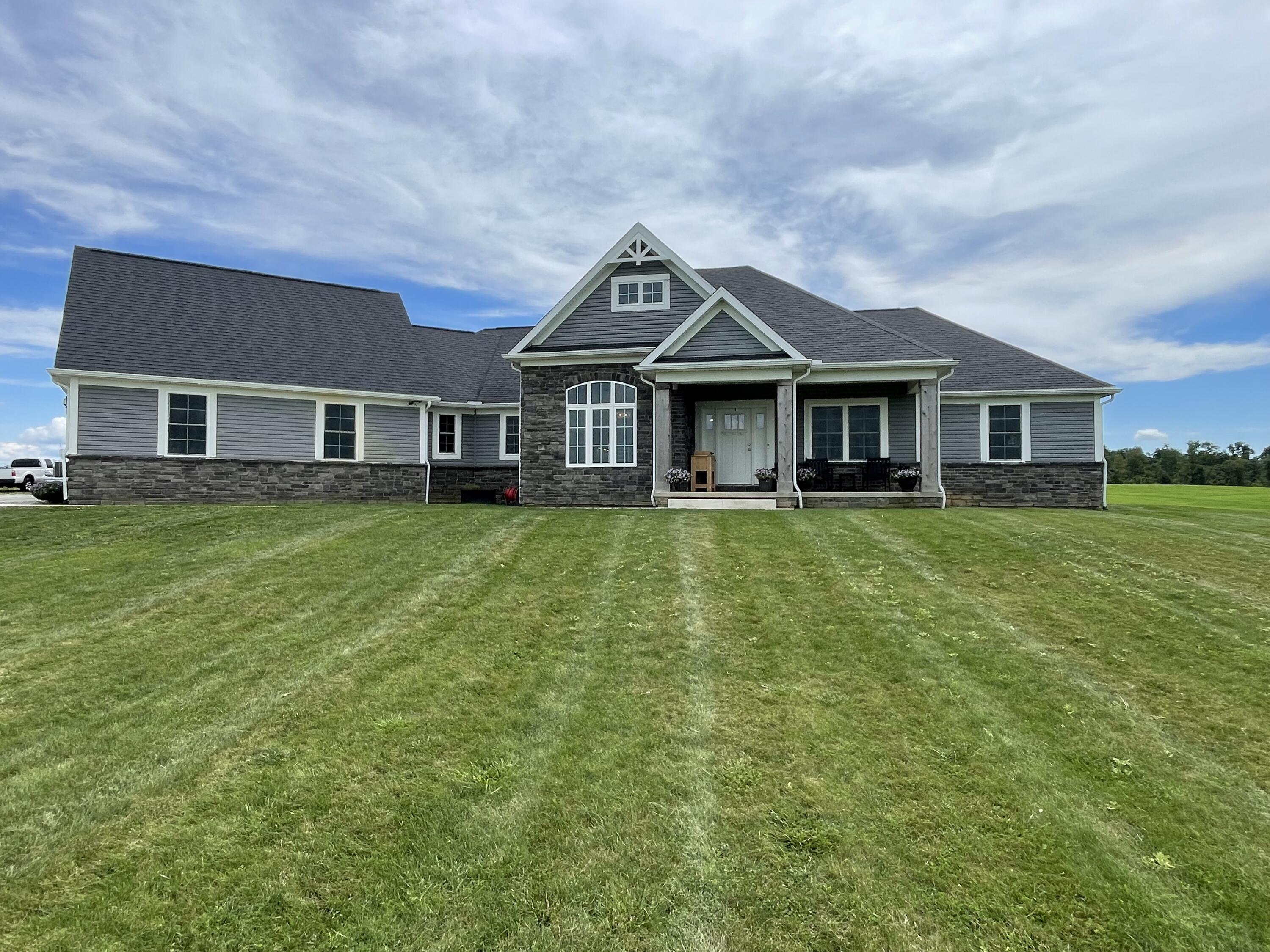 17172 Pusheta, Wapakoneta, Ohio 45895