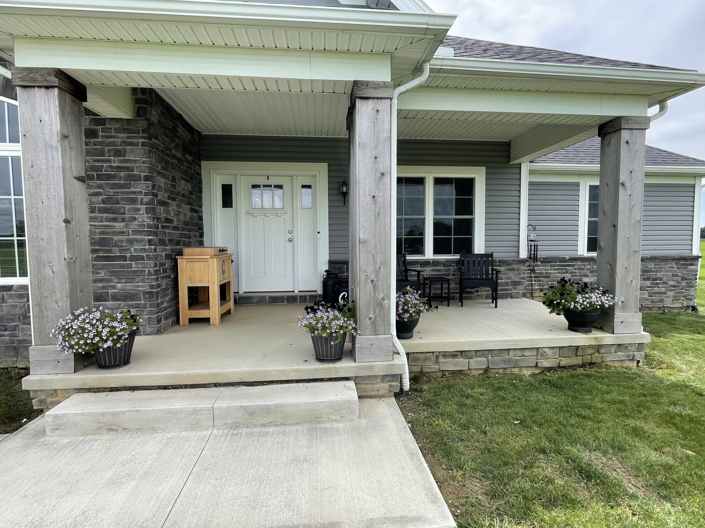 17172 Pusheta, Wapakoneta, Ohio 45895