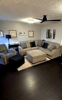555 Briarwood, Troy, Ohio 45373