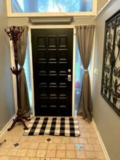 555 Briarwood, Troy, Ohio 45373