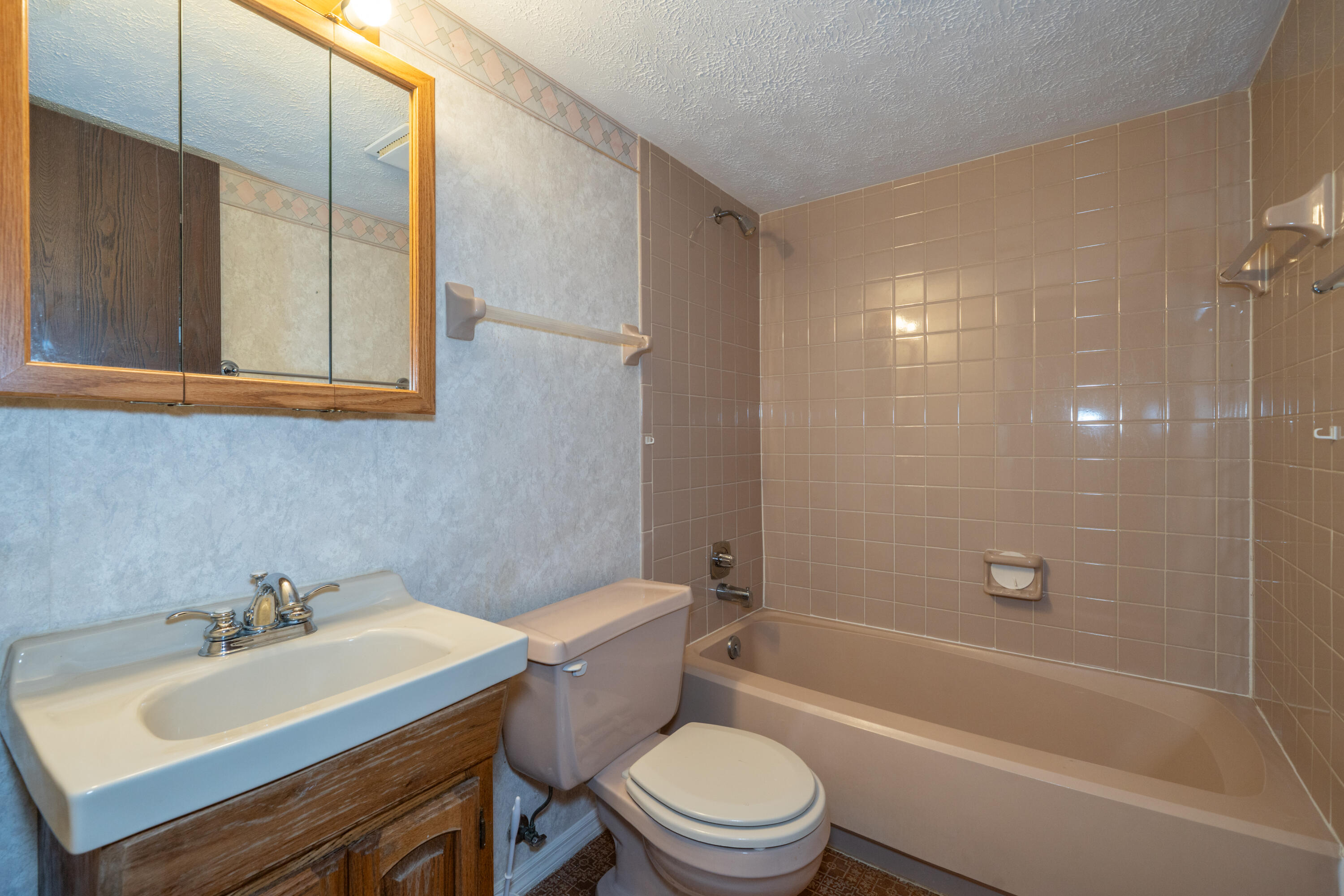 5829 Waynegate, Huber Heights, Ohio 45424