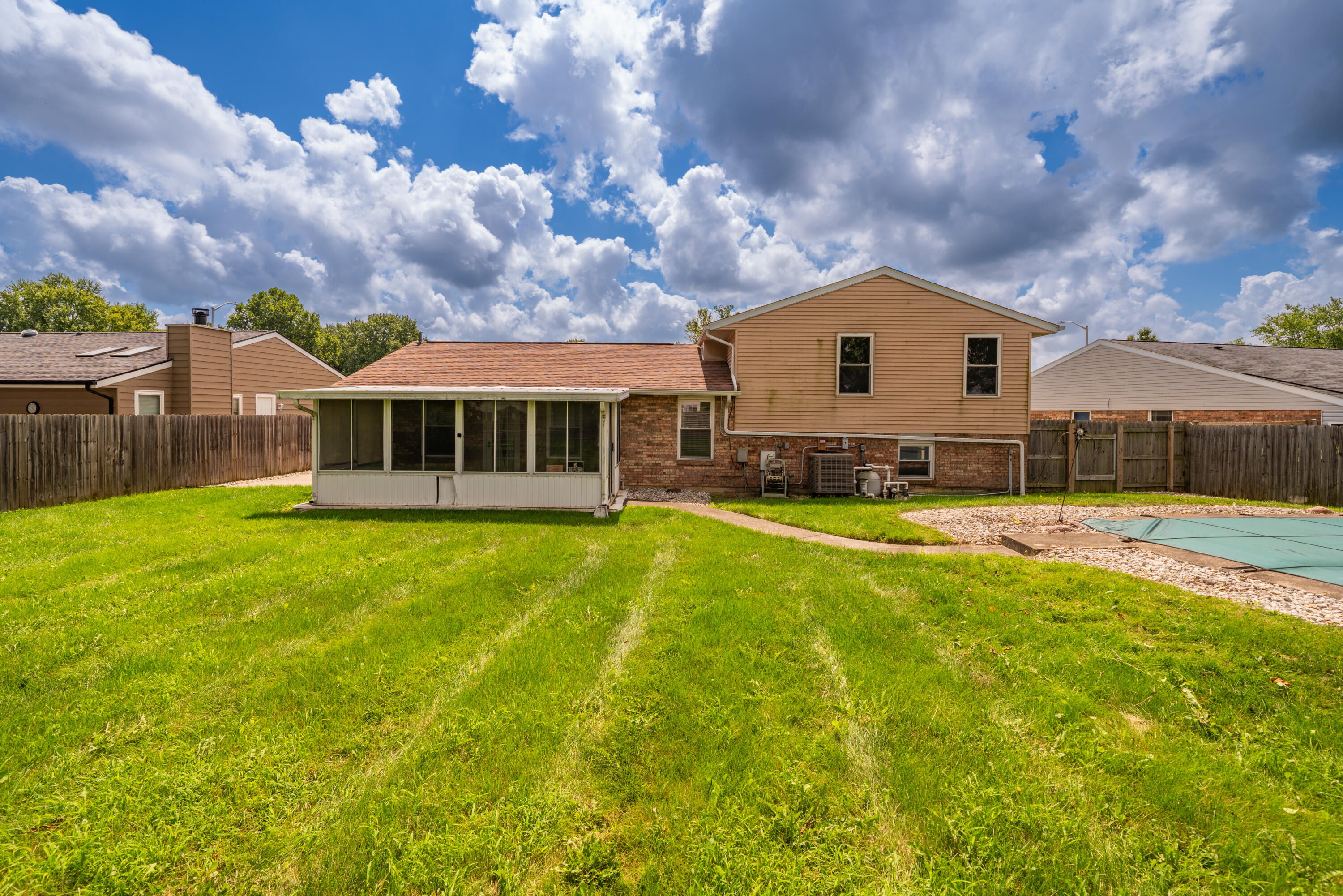 5829 Waynegate, Huber Heights, Ohio 45424