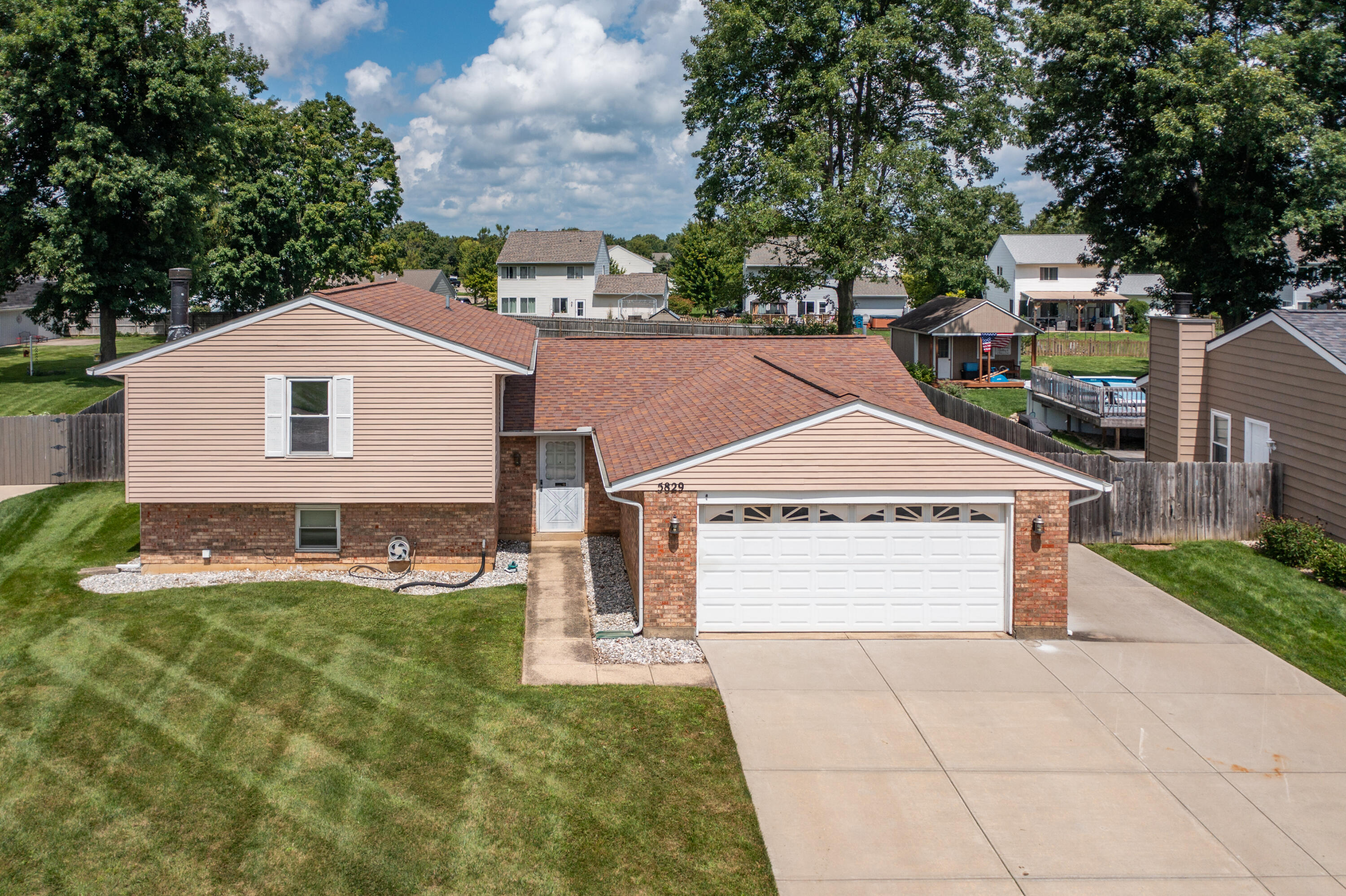 5829 Waynegate, Huber Heights, Ohio 45424