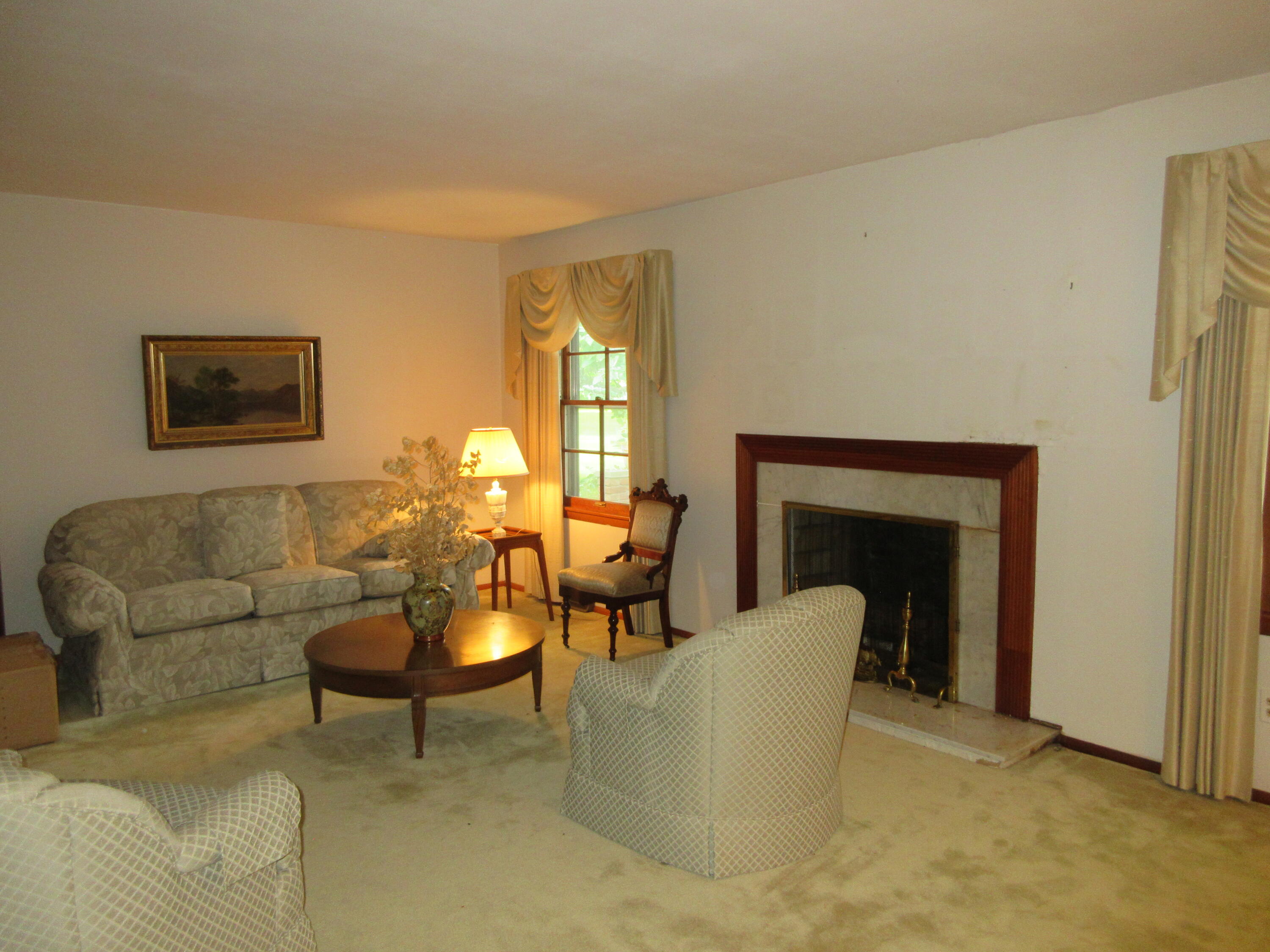 827 Hickory, Troy, Ohio 45373