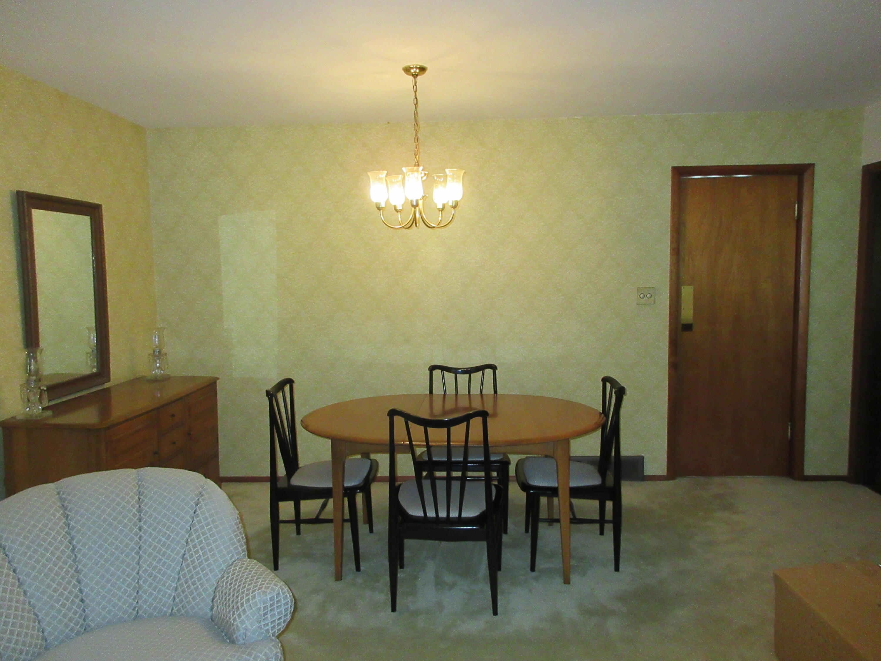 827 Hickory, Troy, Ohio 45373