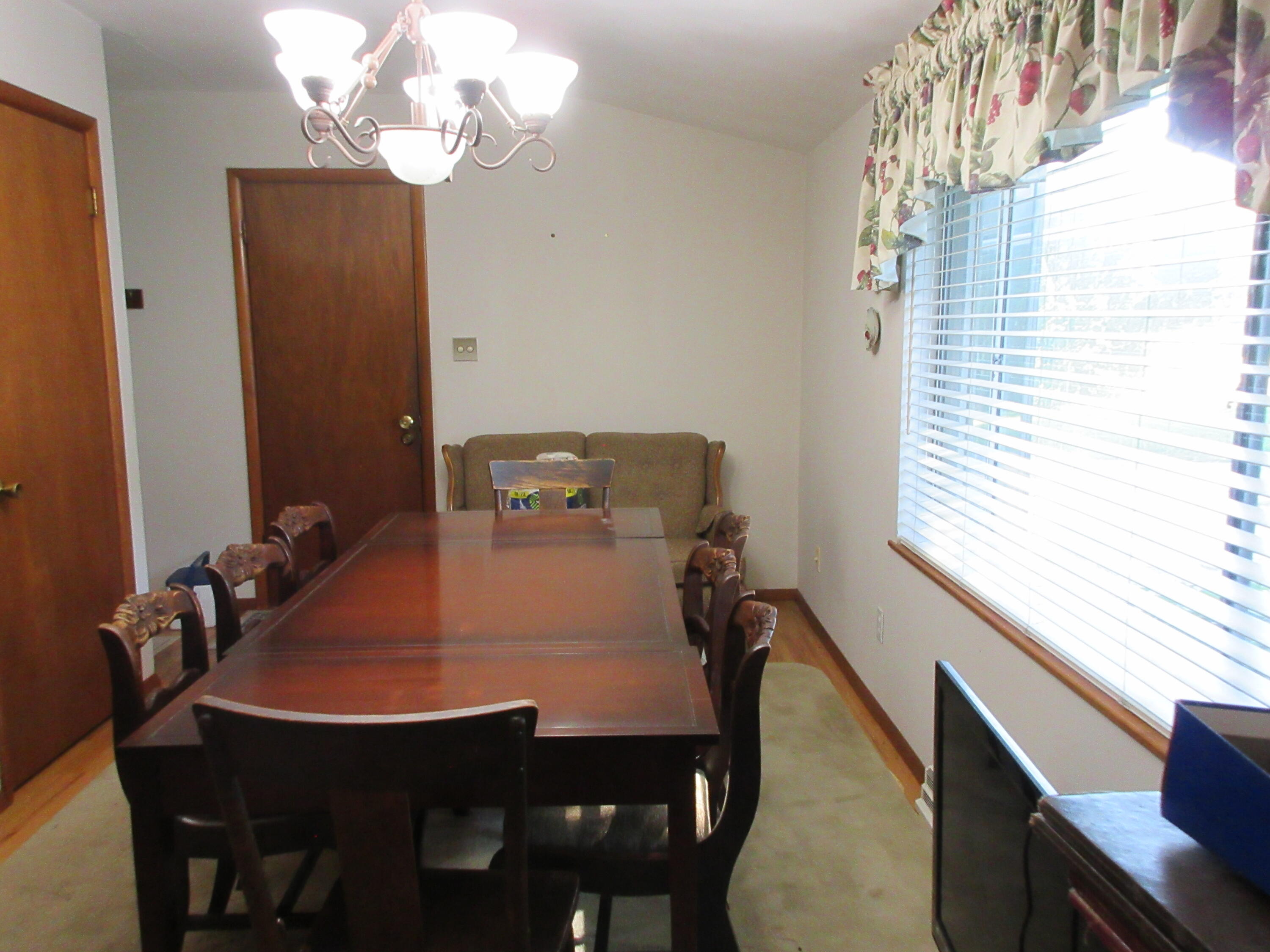 827 Hickory, Troy, Ohio 45373