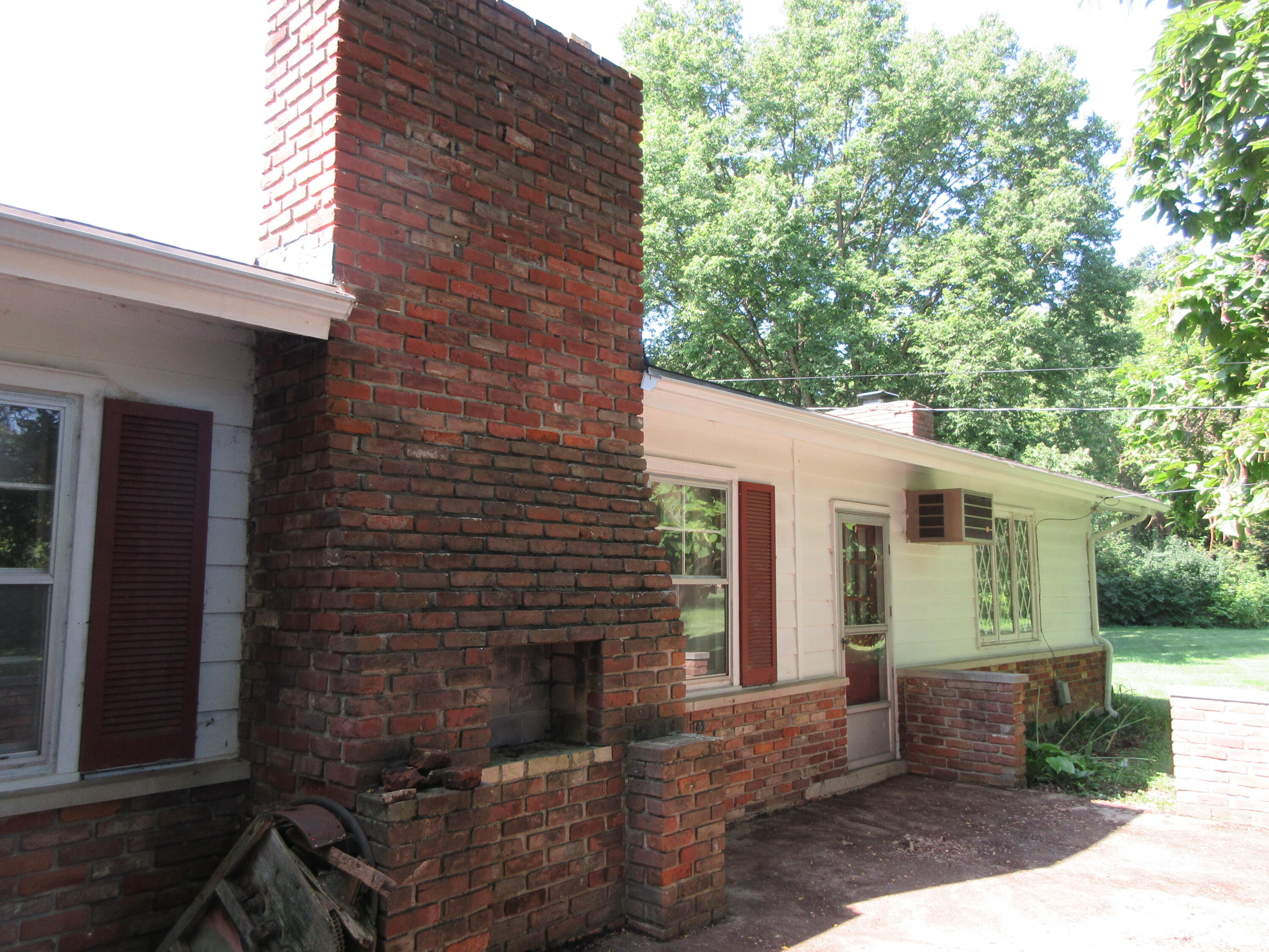 827 Hickory, Troy, Ohio 45373