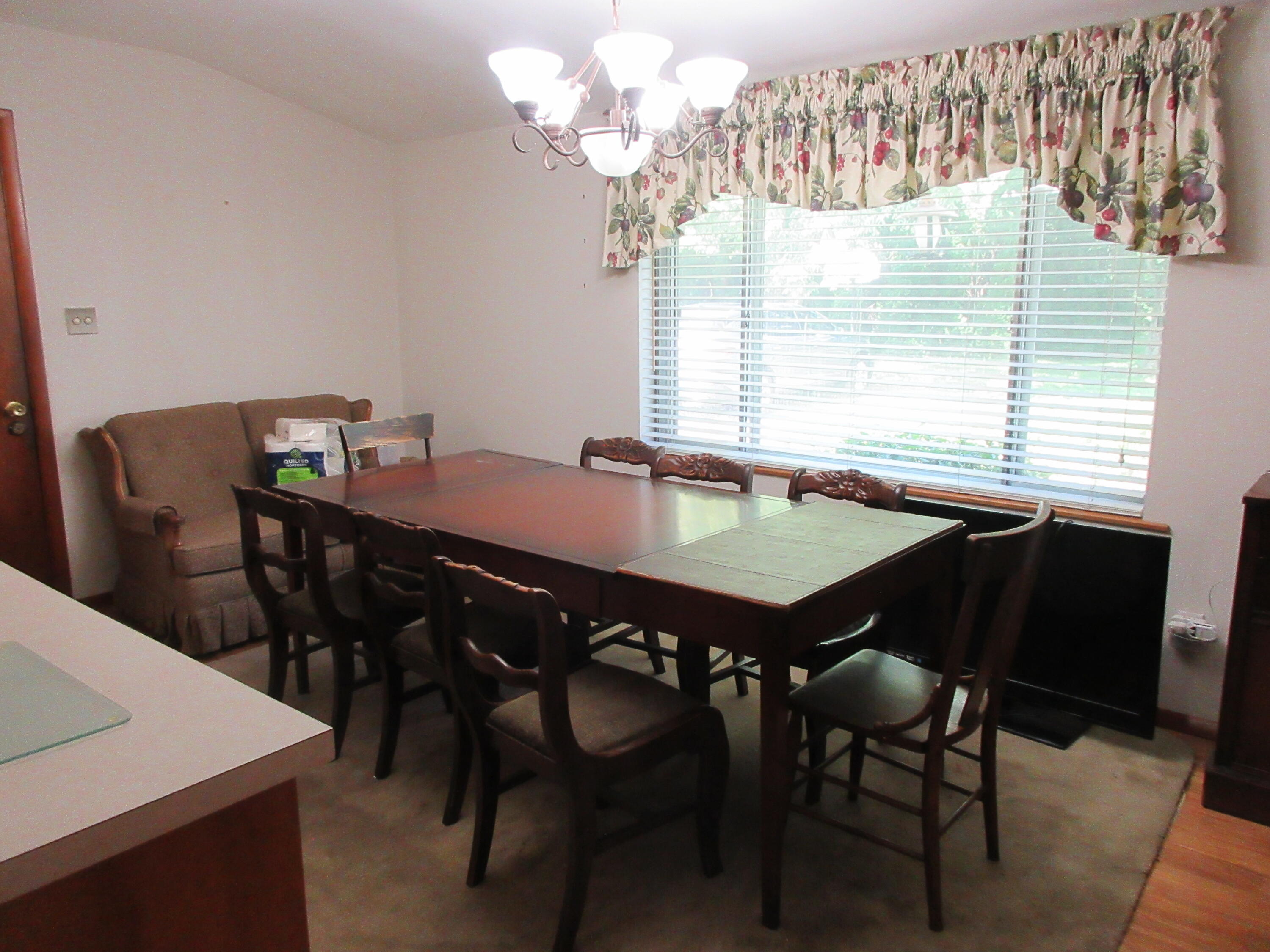 827 Hickory, Troy, Ohio 45373