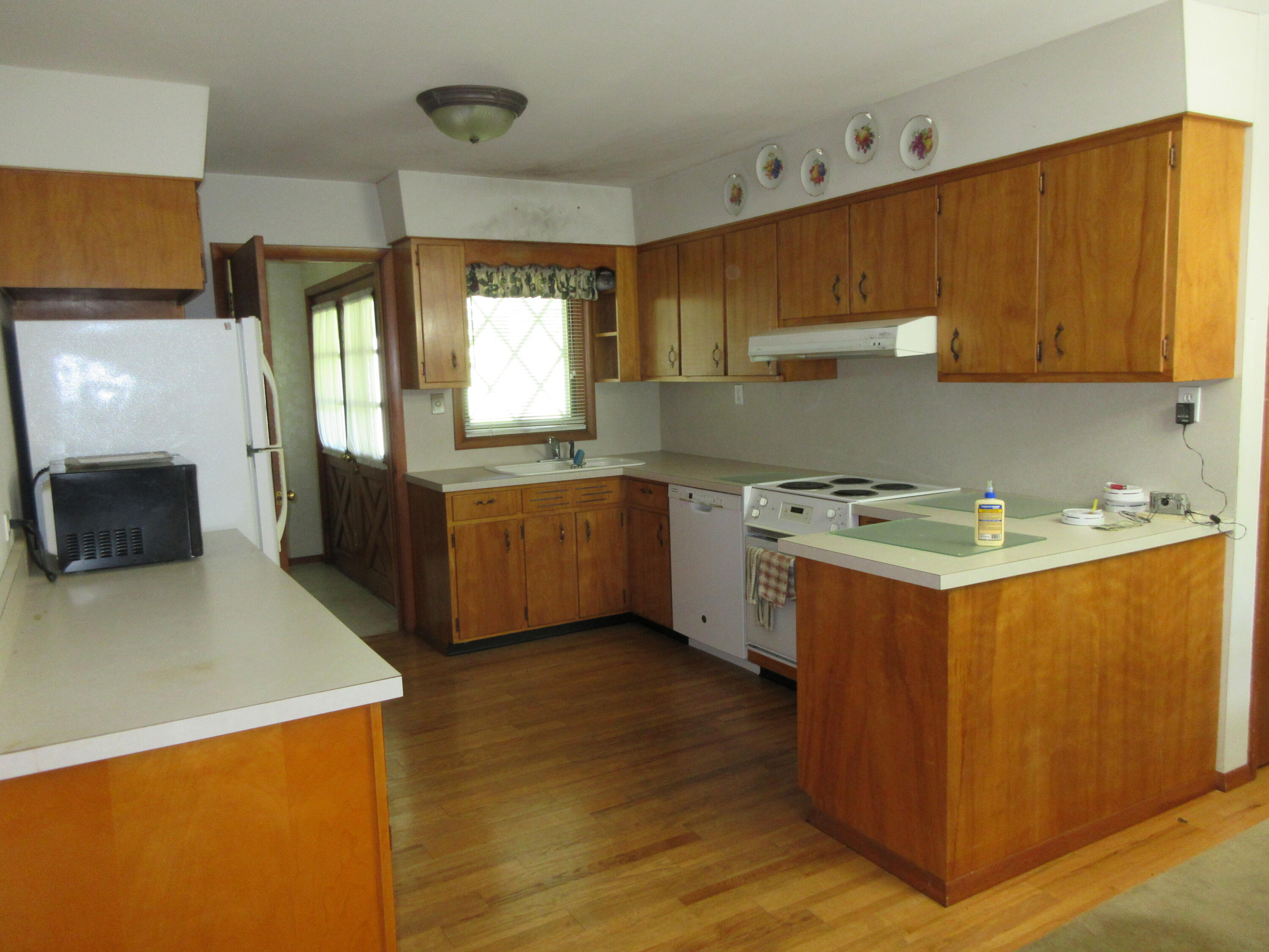 827 Hickory, Troy, Ohio 45373