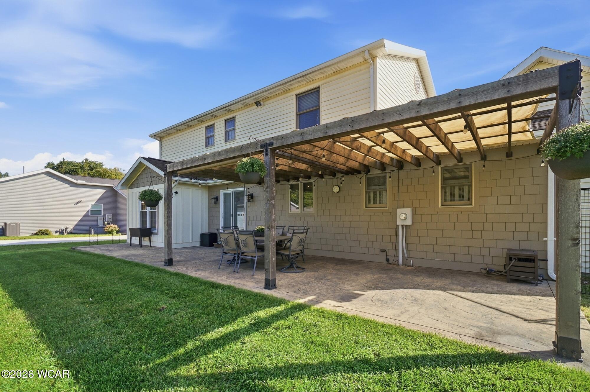 1525 Wapakoneta Road, Elida, Ohio