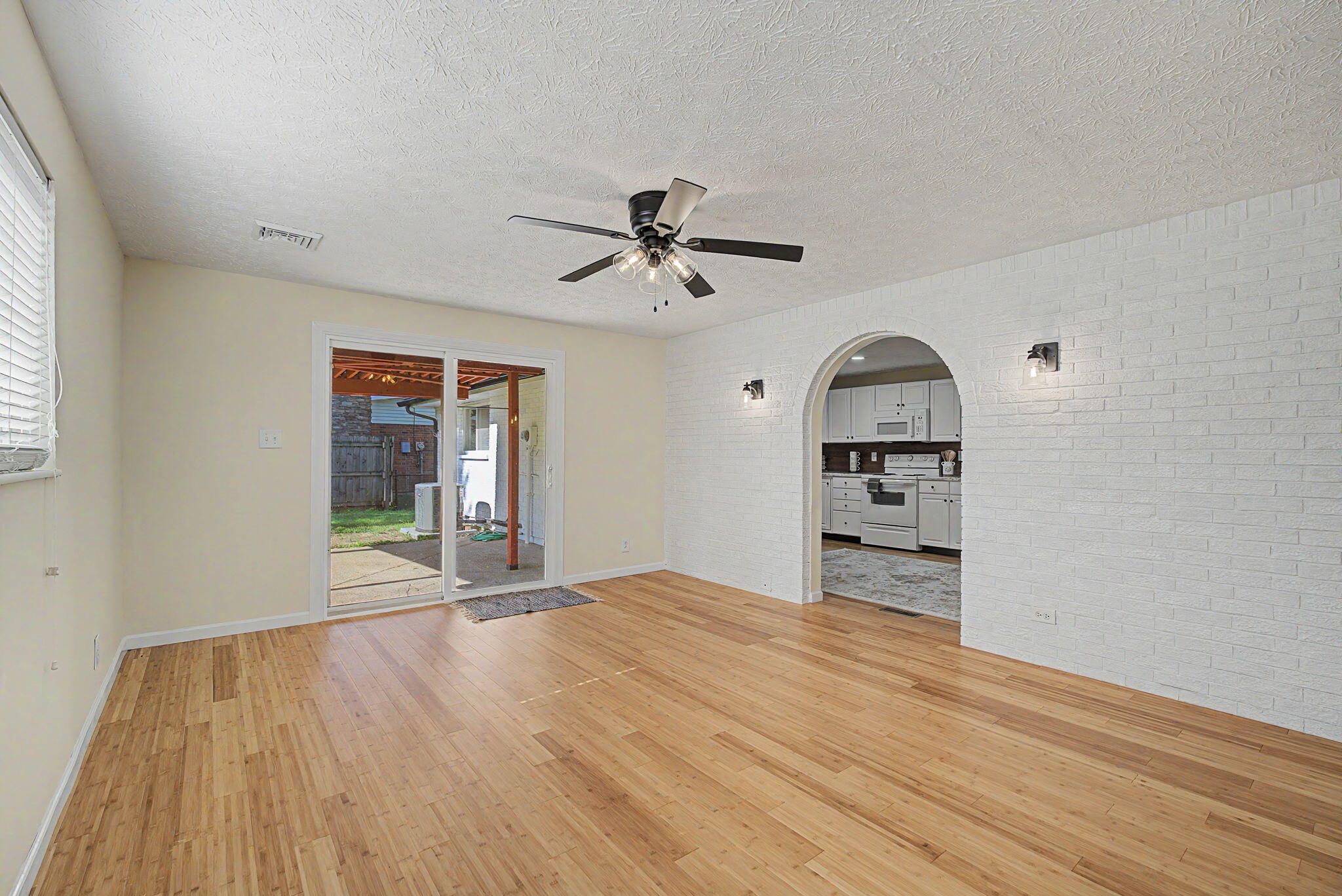 5214 Waverly, Enon, Ohio 45323