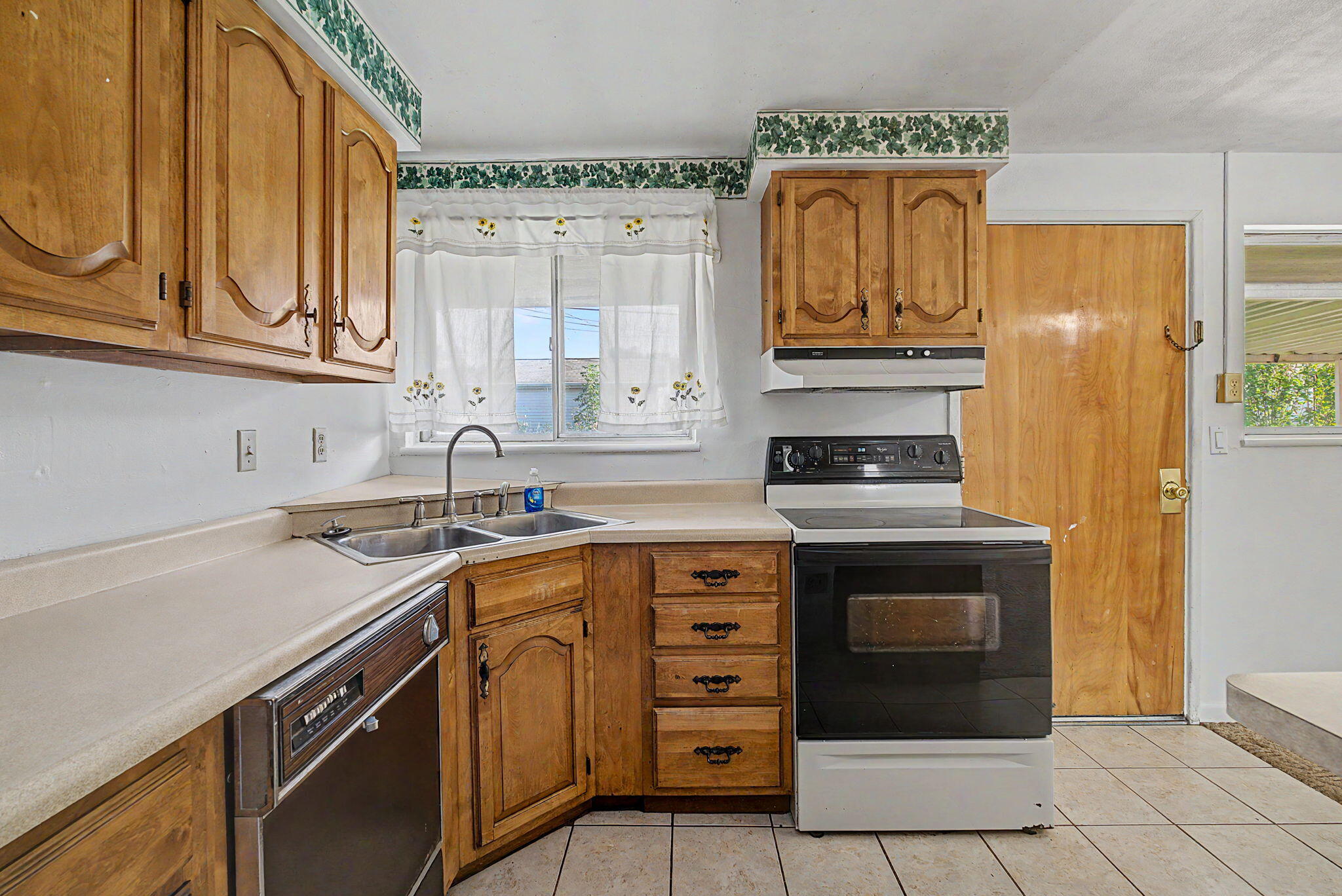 4451 Longfellow, Dayton, Ohio 45424