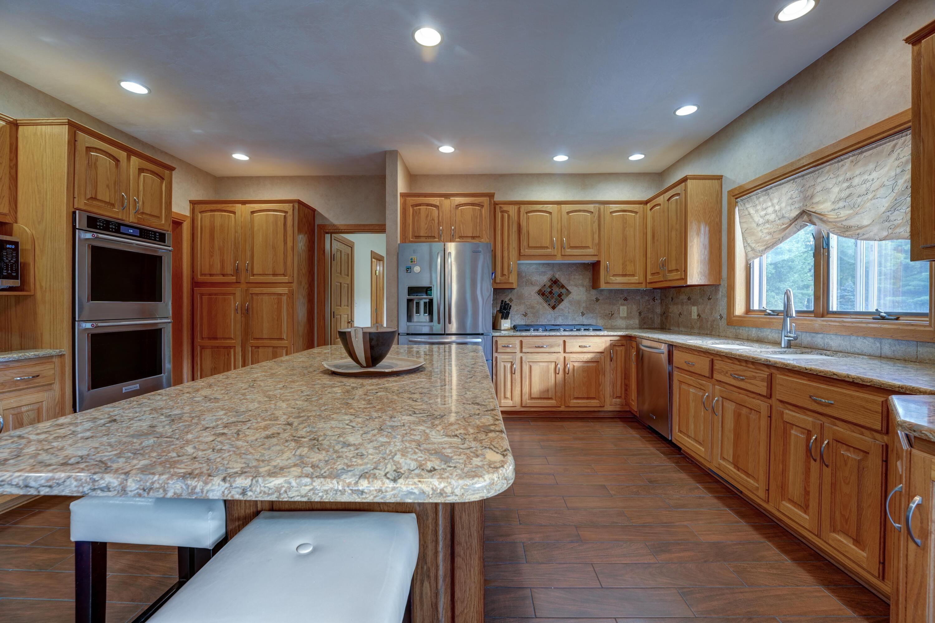 6372 Hartzell, Greenville, Ohio 45331