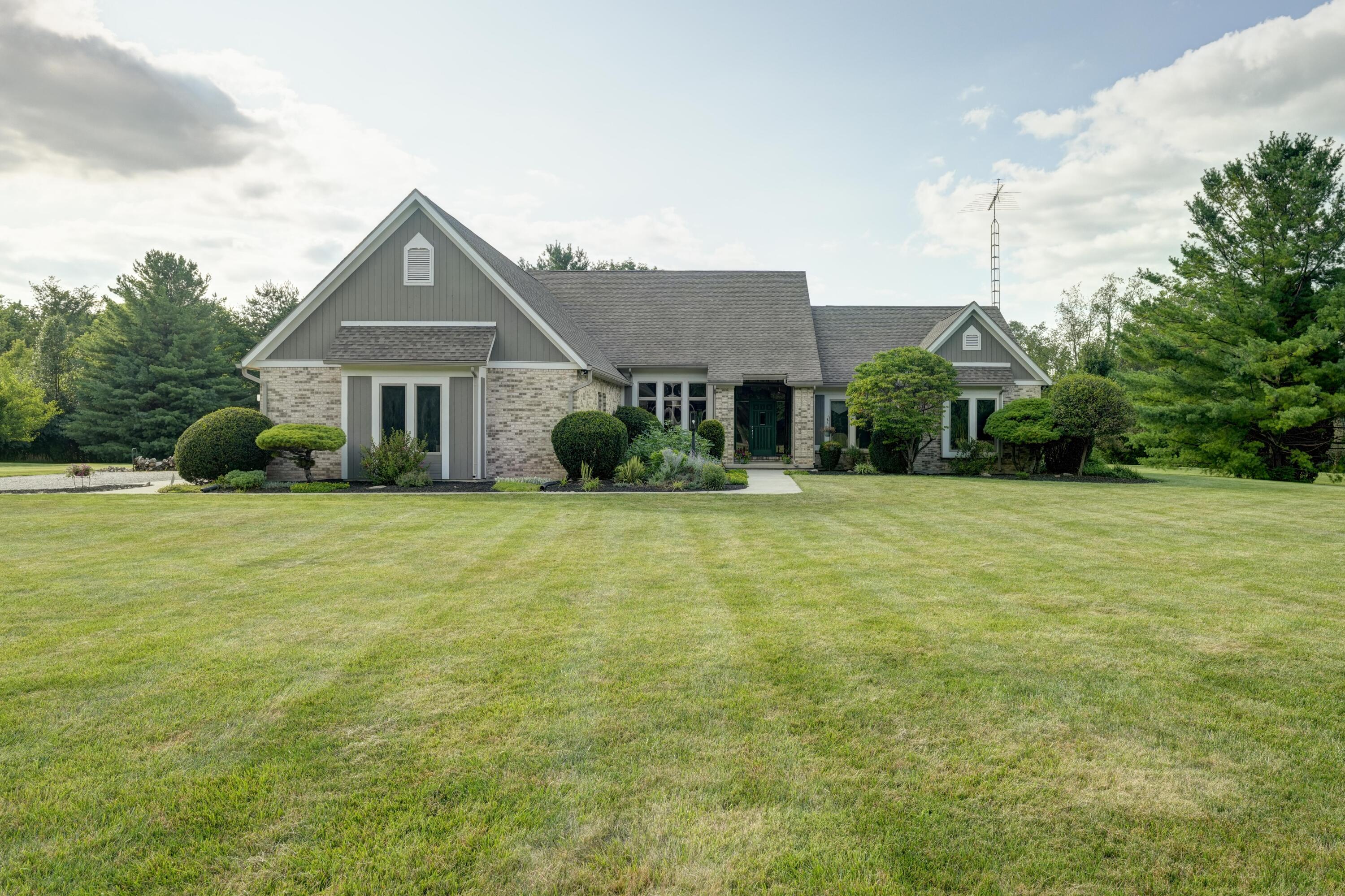 6372 Hartzell, Greenville, Ohio 45331