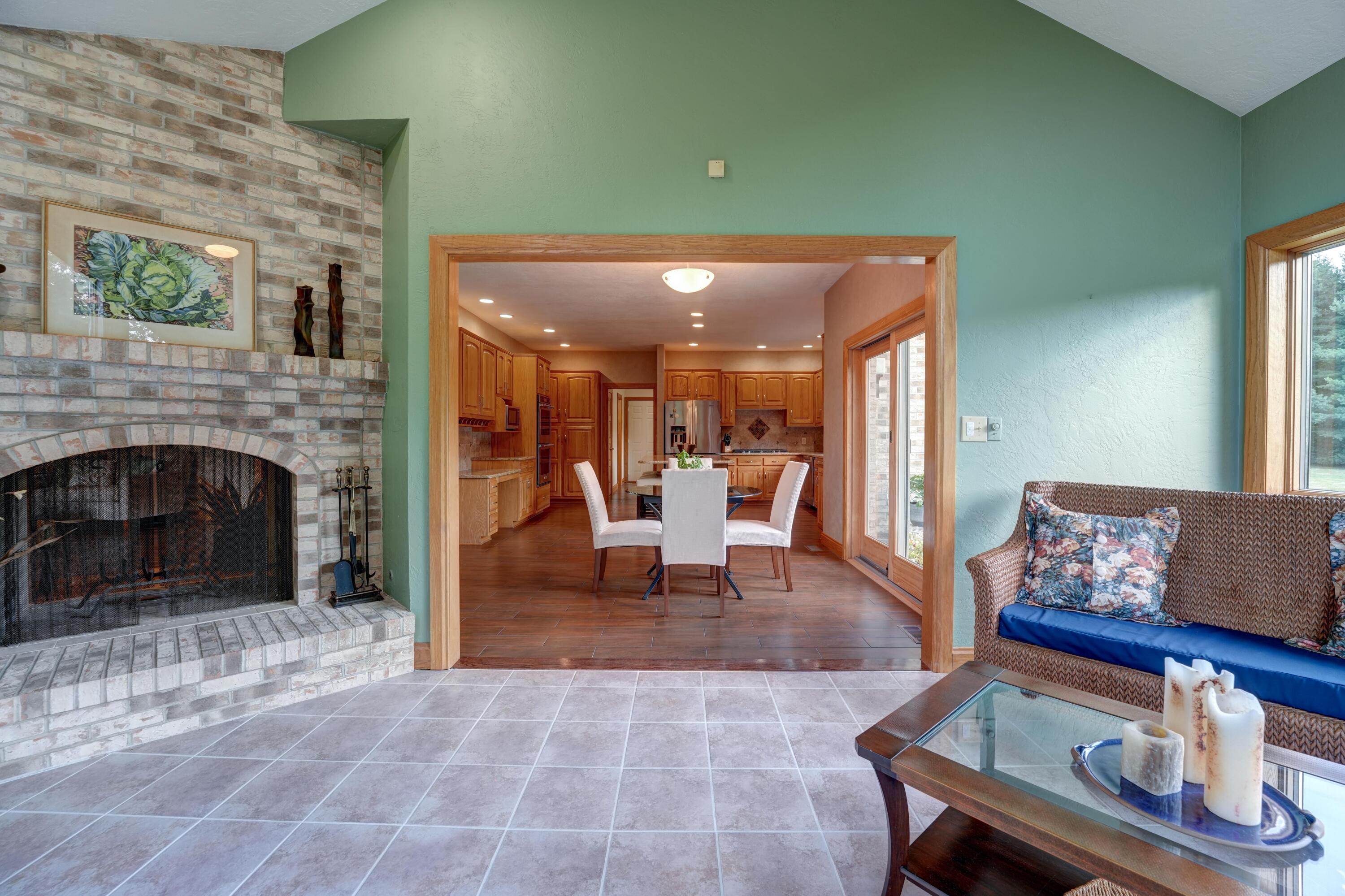6372 Hartzell, Greenville, Ohio 45331