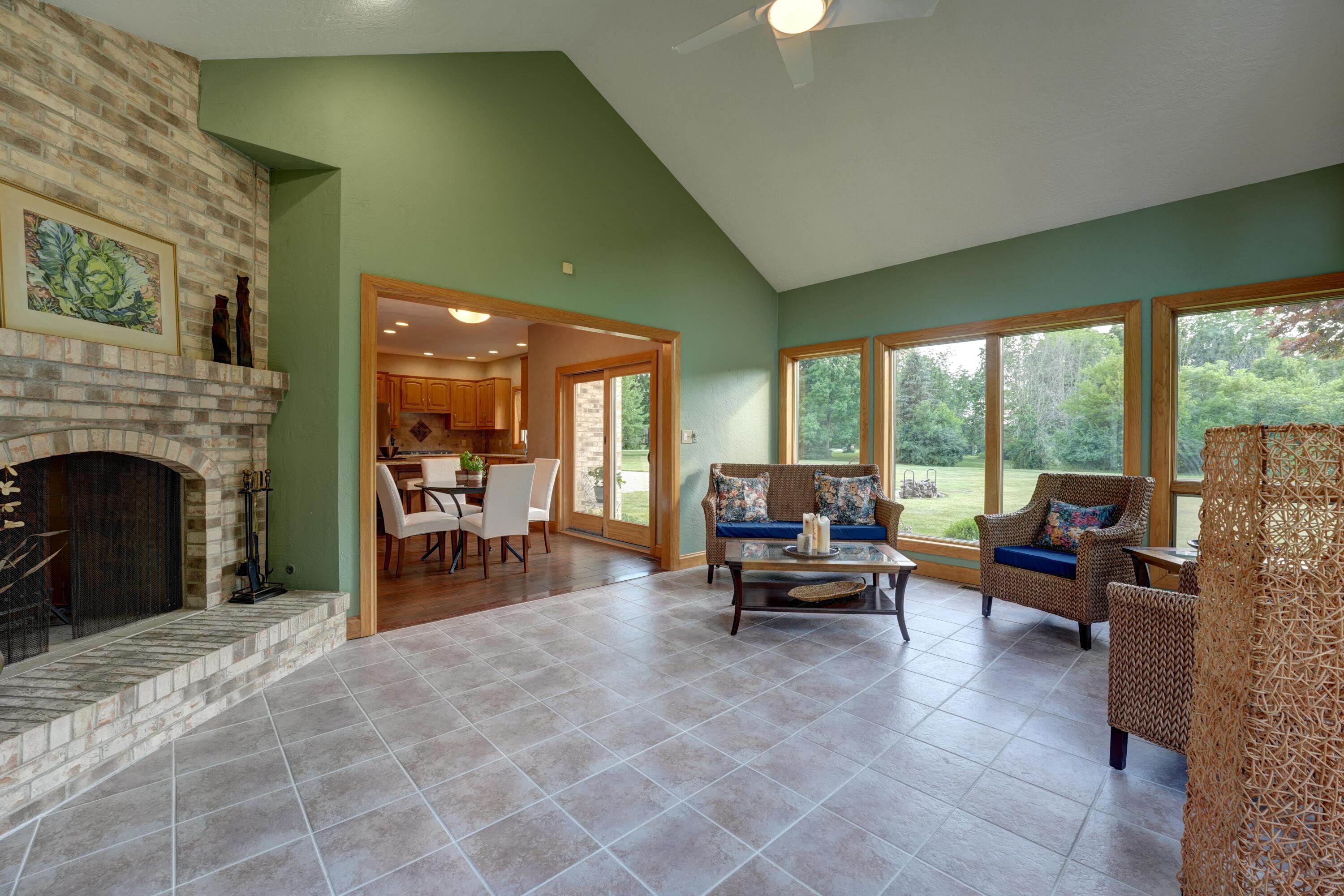 6372 Hartzell, Greenville, Ohio 45331