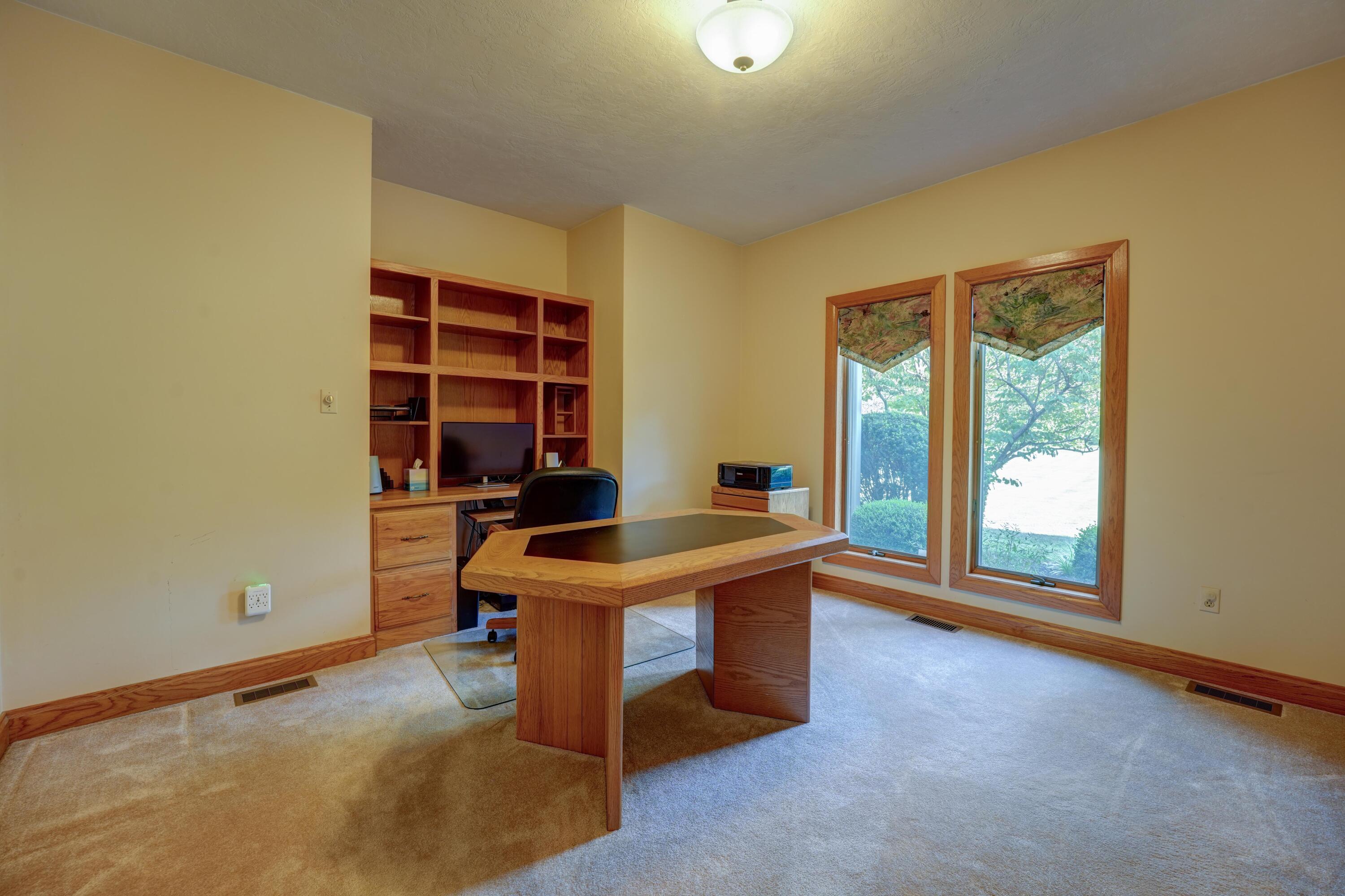 6372 Hartzell, Greenville, Ohio 45331